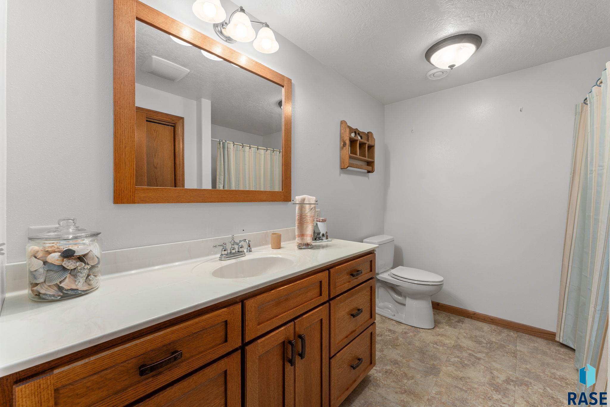 George, Iowa 51237, United States, 5 Bedrooms Bedrooms, ,3 BathroomsBathrooms,Residential,Active,164187