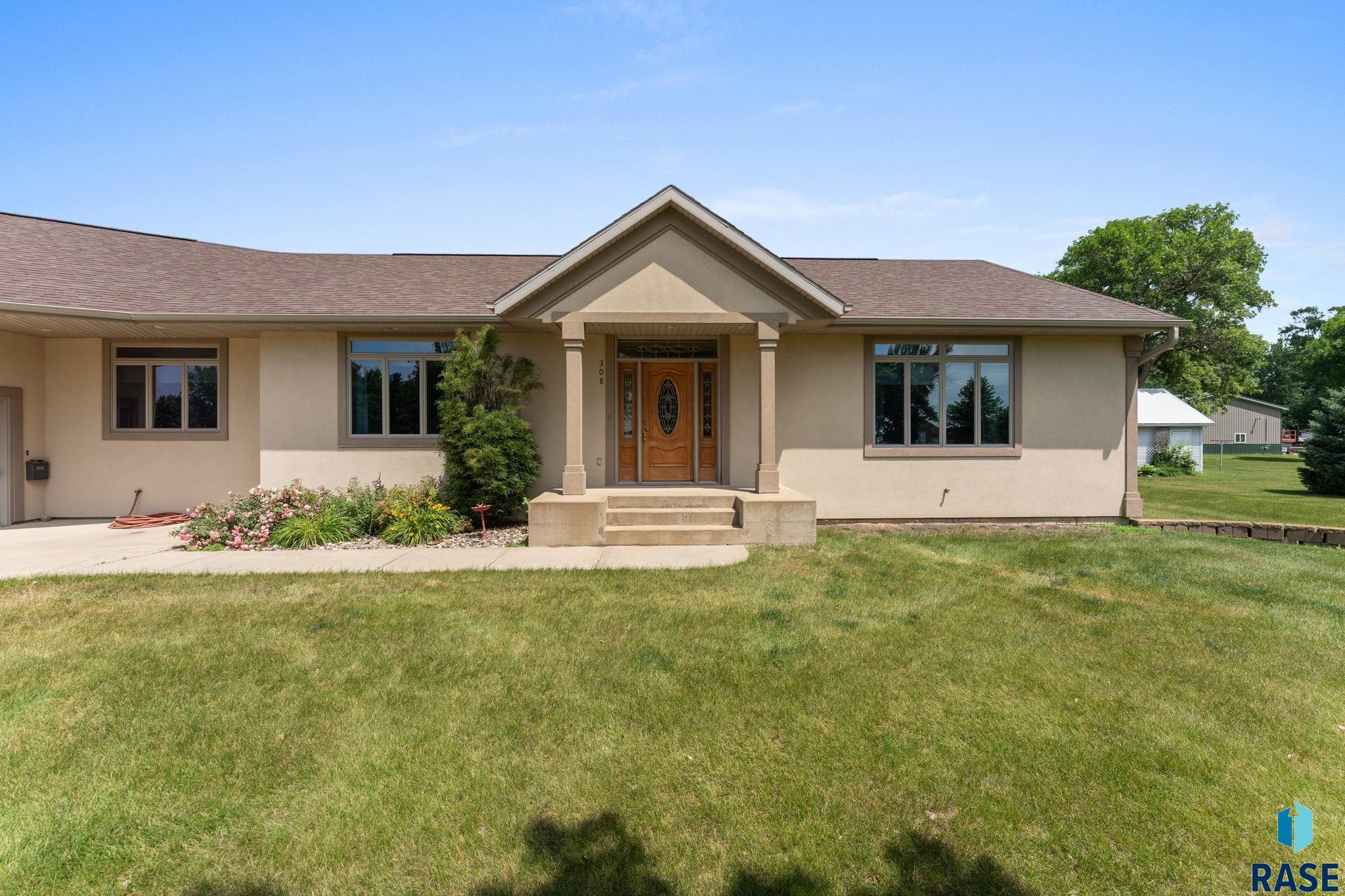 George, Iowa 51237, United States, 5 Bedrooms Bedrooms, ,3 BathroomsBathrooms,Residential,Active,164187