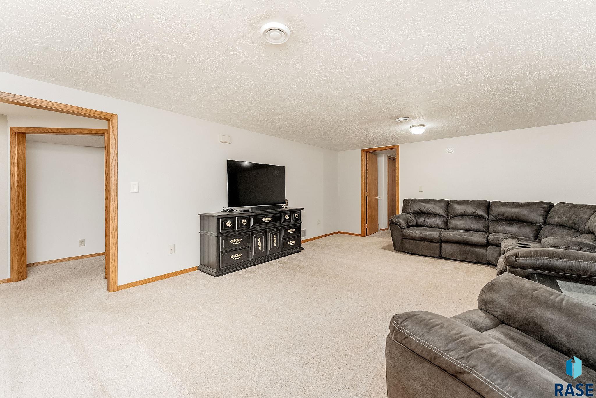 2205 E Allen Dr Drive, Sioux Falls, New Jersey image 19