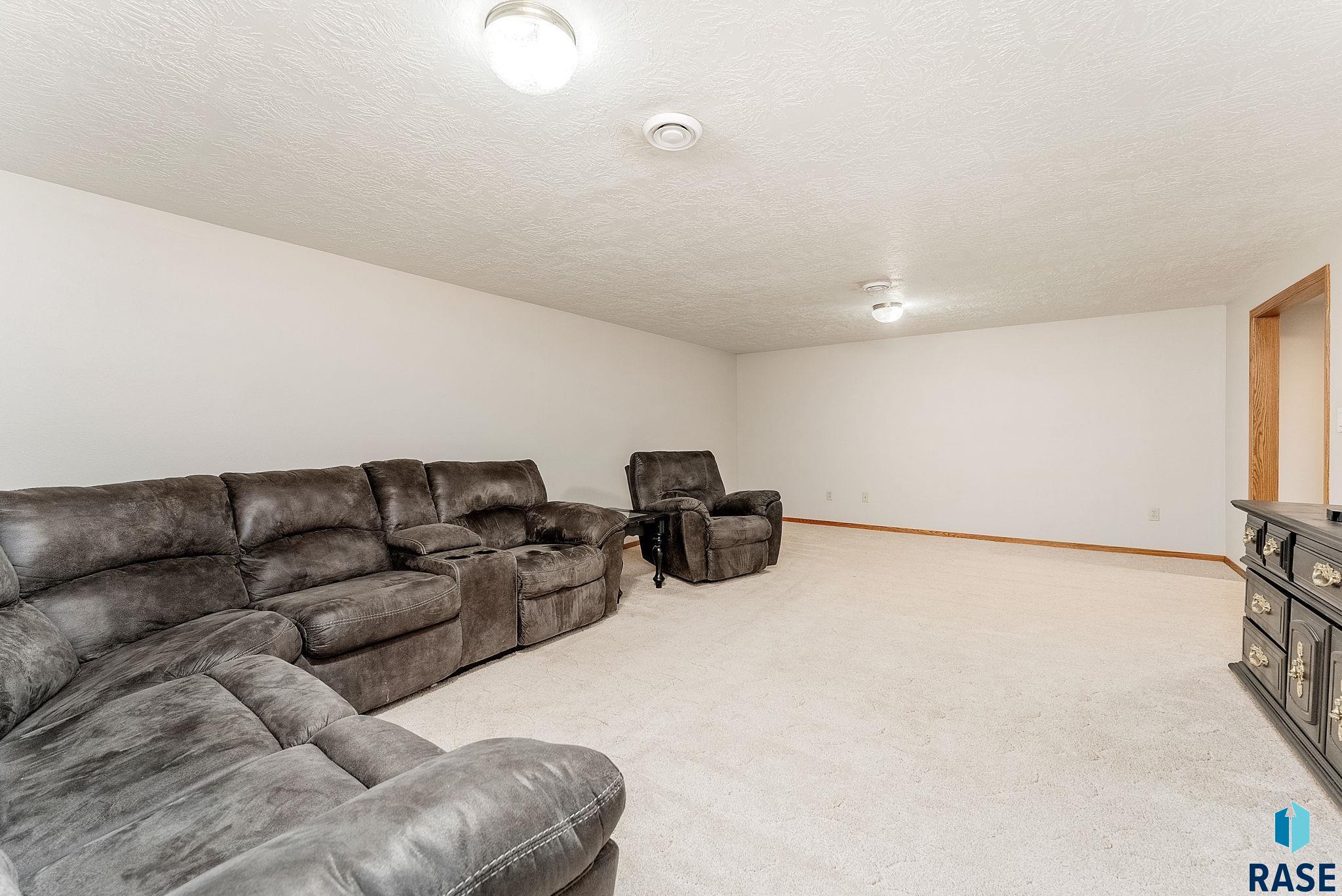 2205 E Allen Dr Drive, Sioux Falls, New Jersey image 17