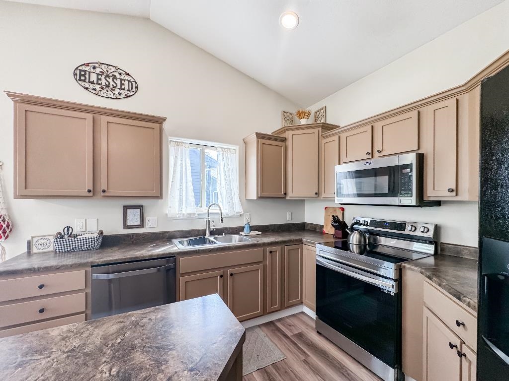 604 Kent St Street, Harrisburg, South Dakota image 11