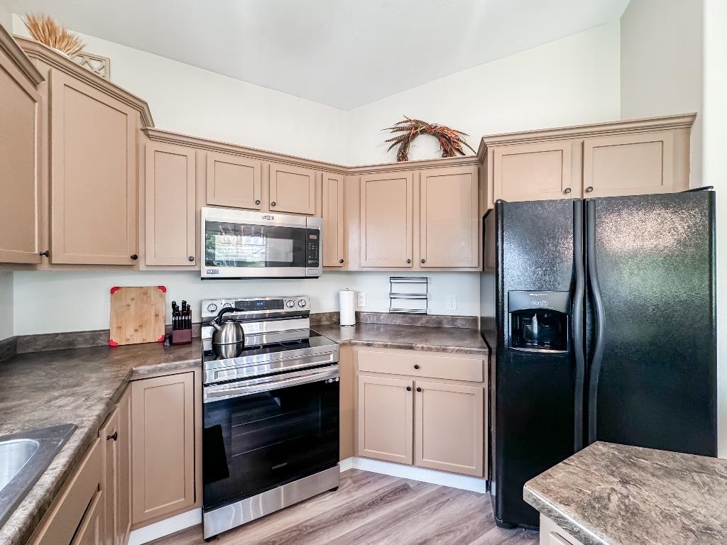 604 Kent St Street, Harrisburg, South Dakota image 10