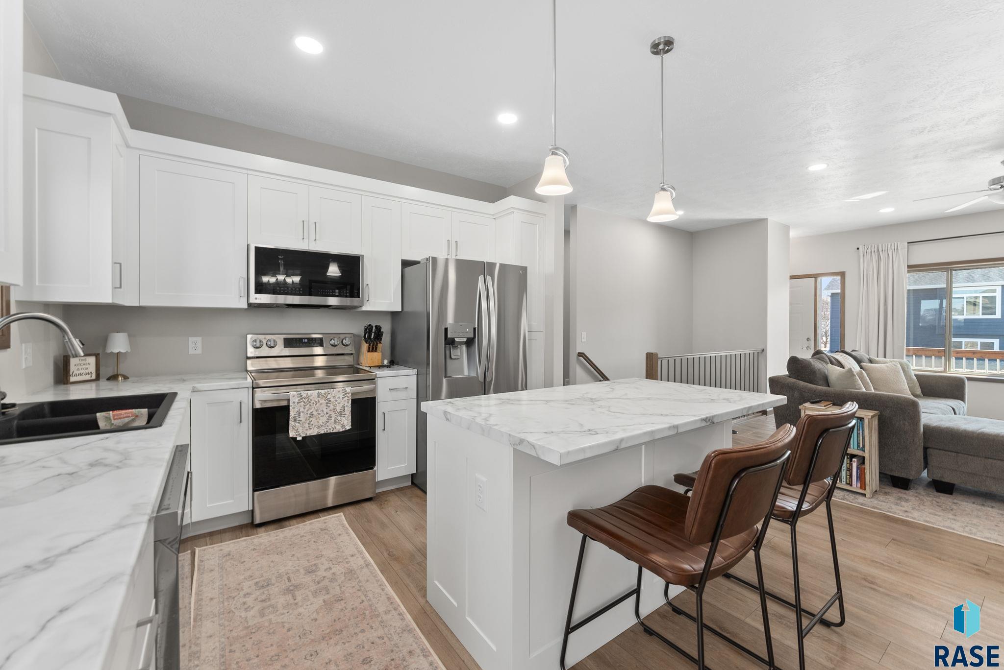 500 E Cairos Pl Place, Brandon, South Dakota image 10