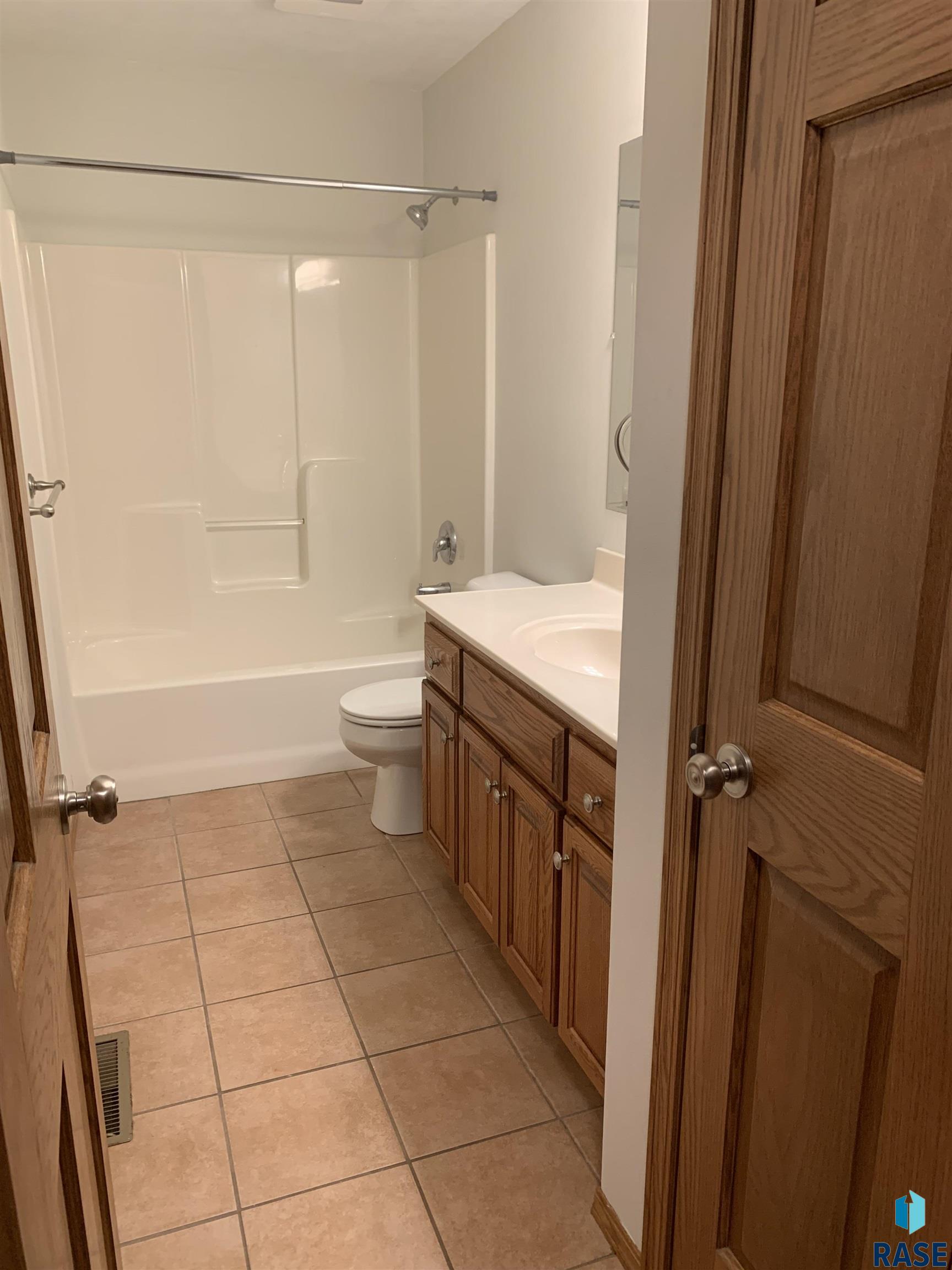 1004 Powderhorn Rd Road, Dell Rapids, South Dakota image 27