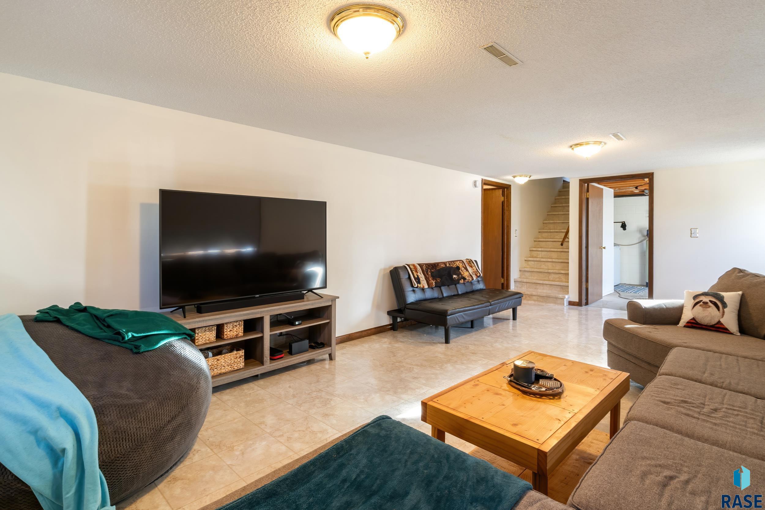 241 Oak Ave Avenue, Baltic, South Dakota image 17