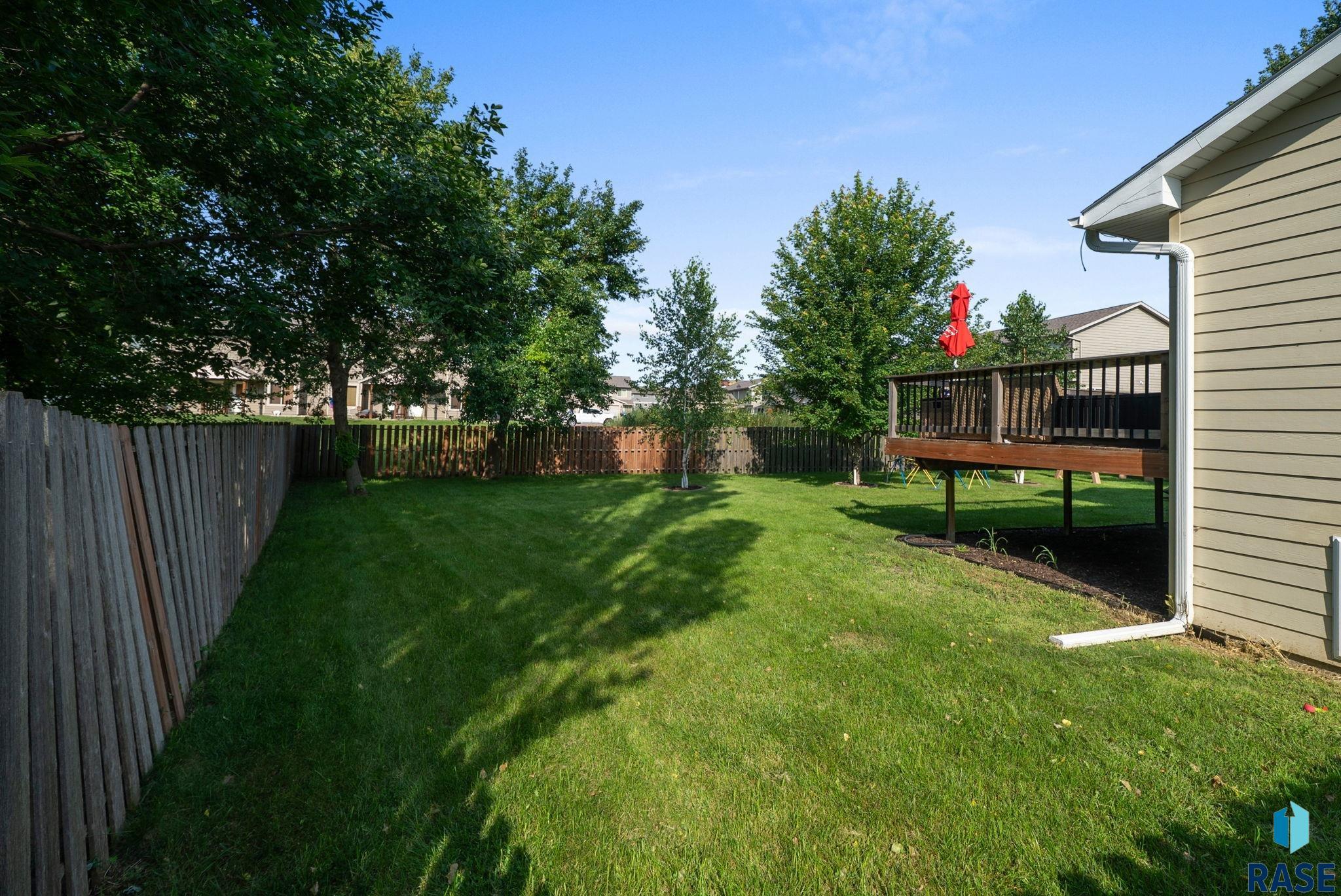 Sioux Falls, South Dakota 57107, United States, 3 Bedrooms Bedrooms, ,3 BathroomsBathrooms,Residential,Active,186523