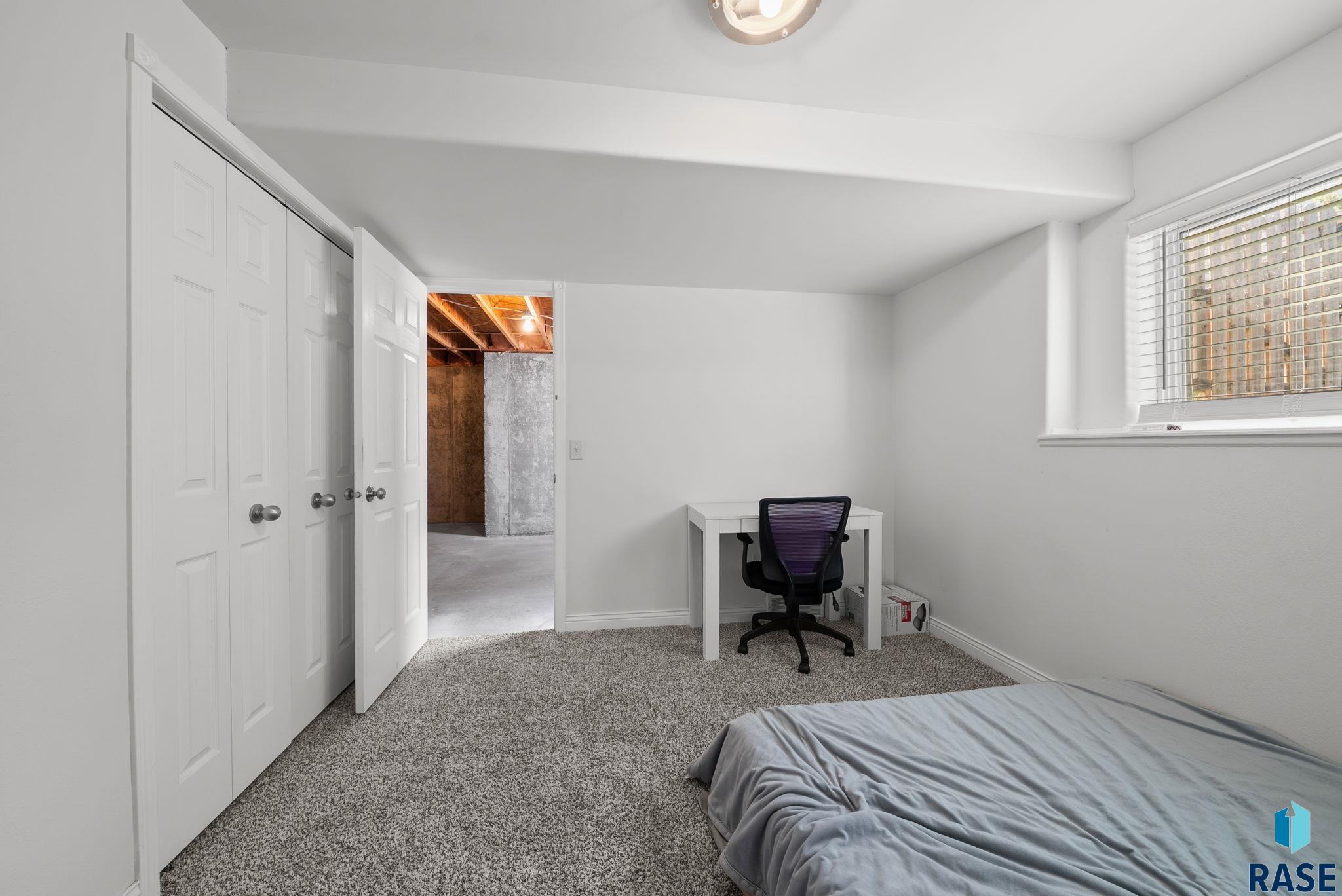 Sioux Falls, South Dakota 57107, United States, 3 Bedrooms Bedrooms, ,3 BathroomsBathrooms,Residential,Active,186523