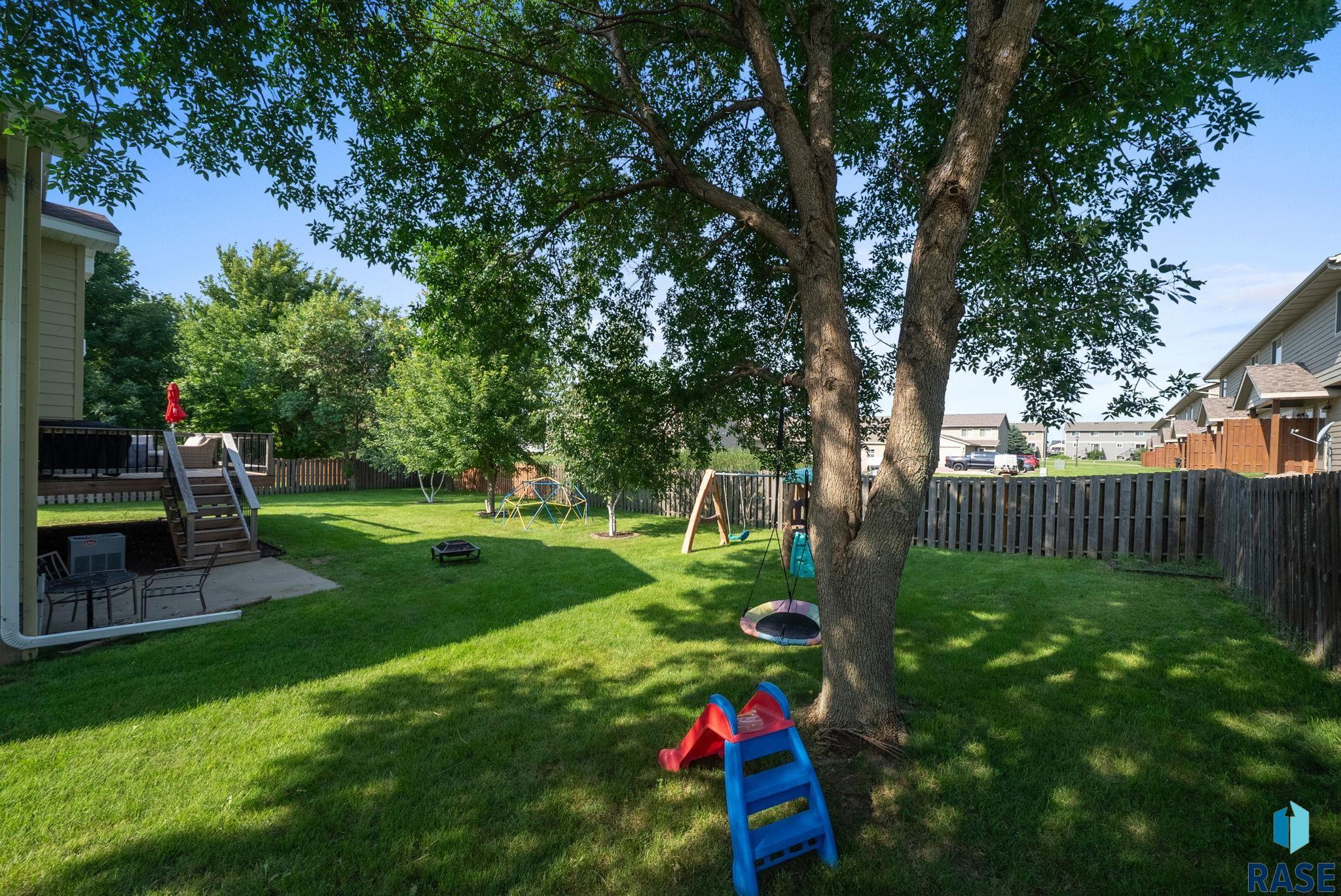 Sioux Falls, South Dakota 57107, United States, 3 Bedrooms Bedrooms, ,3 BathroomsBathrooms,Residential,Active,186523