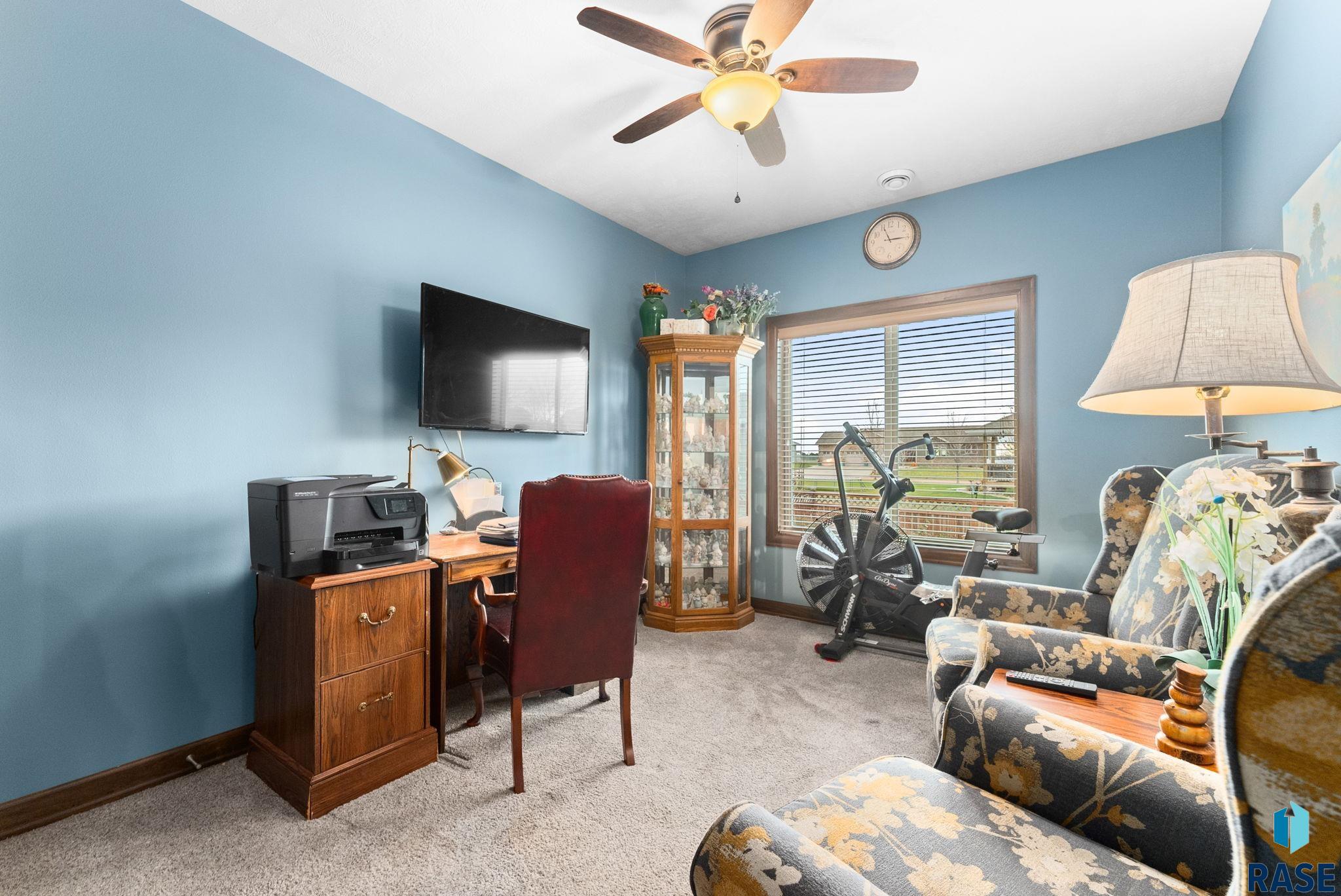 409 Meadow Cir Circle, Lennox, South Dakota image 21