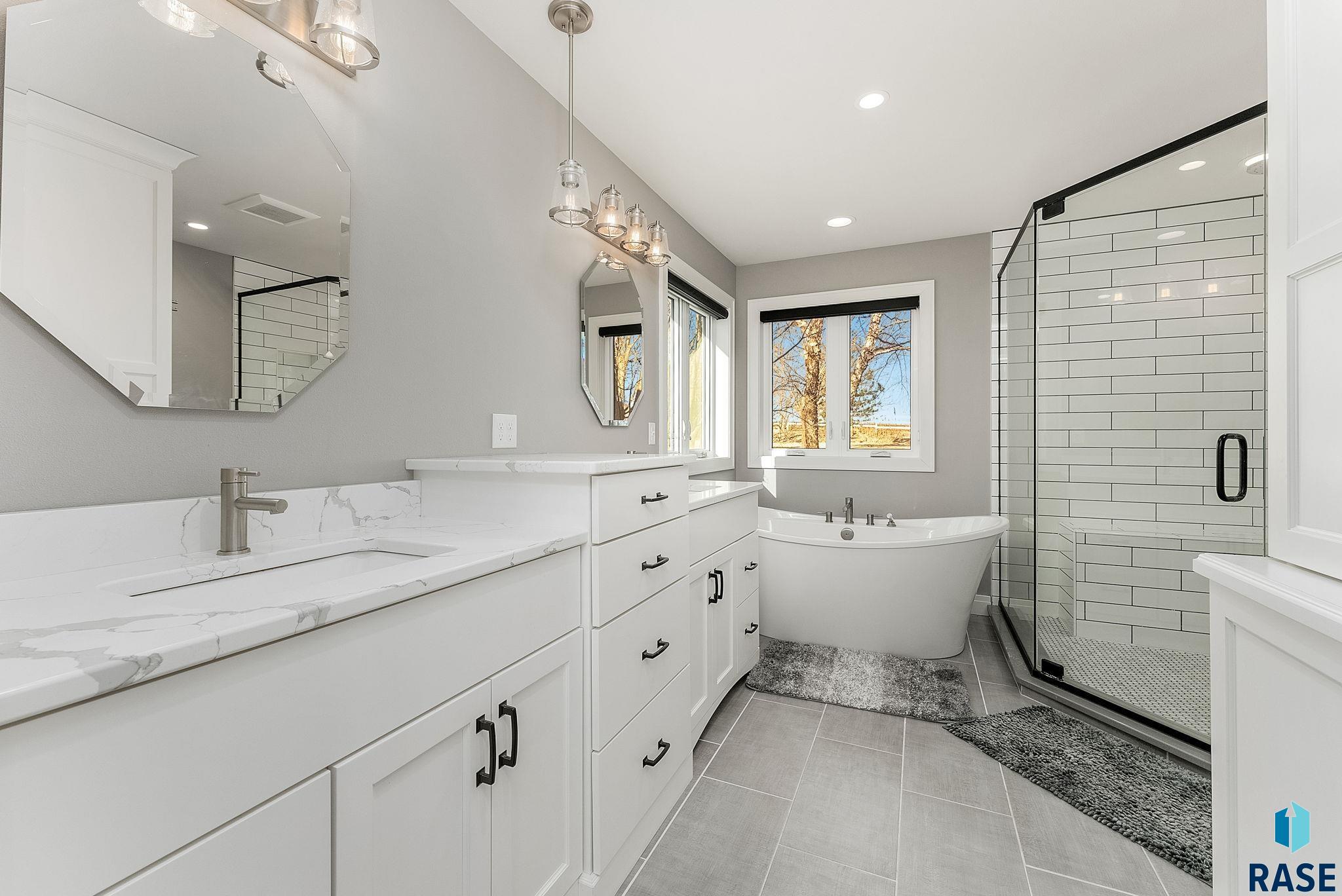 6340 Harbor Way Way, Wentworth, South Dakota image 29