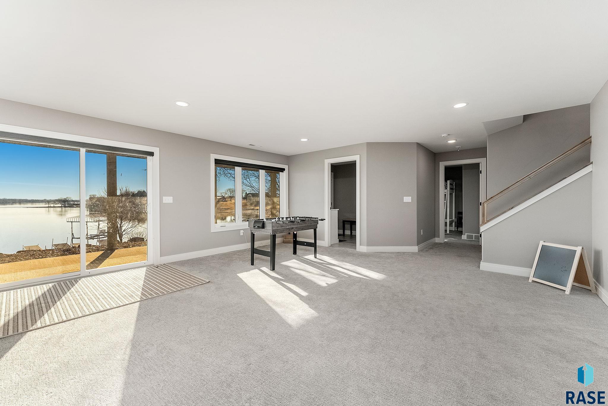 6340 Harbor Way Way, Wentworth, South Dakota image 45
