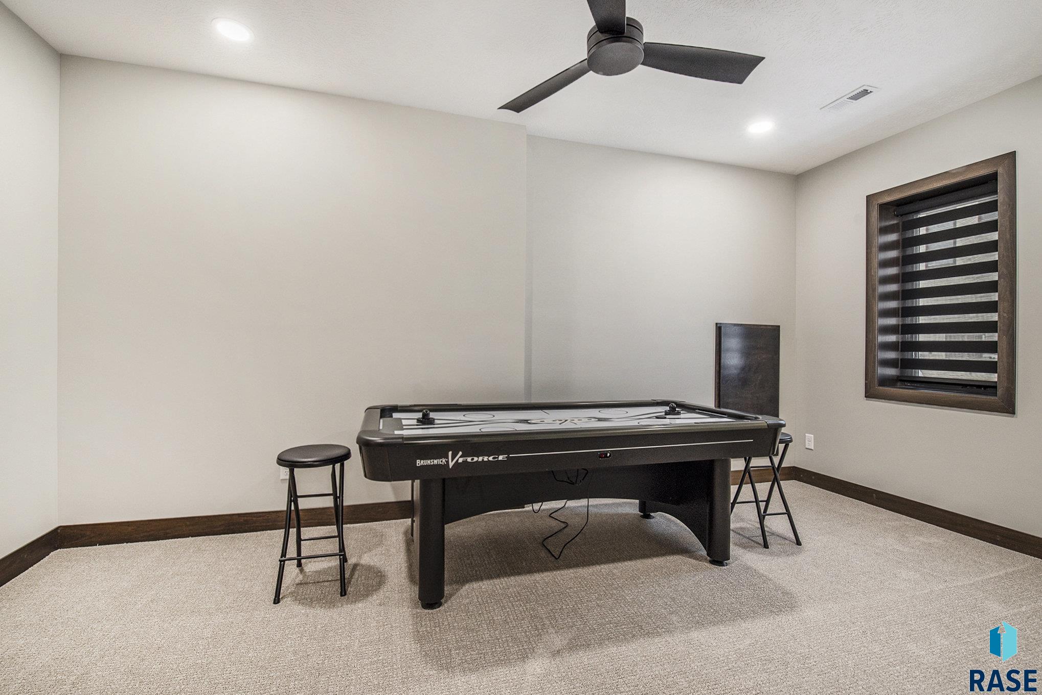 8209 E Ladyslipper Cir Circle, Sioux Falls, South Dakota image 24