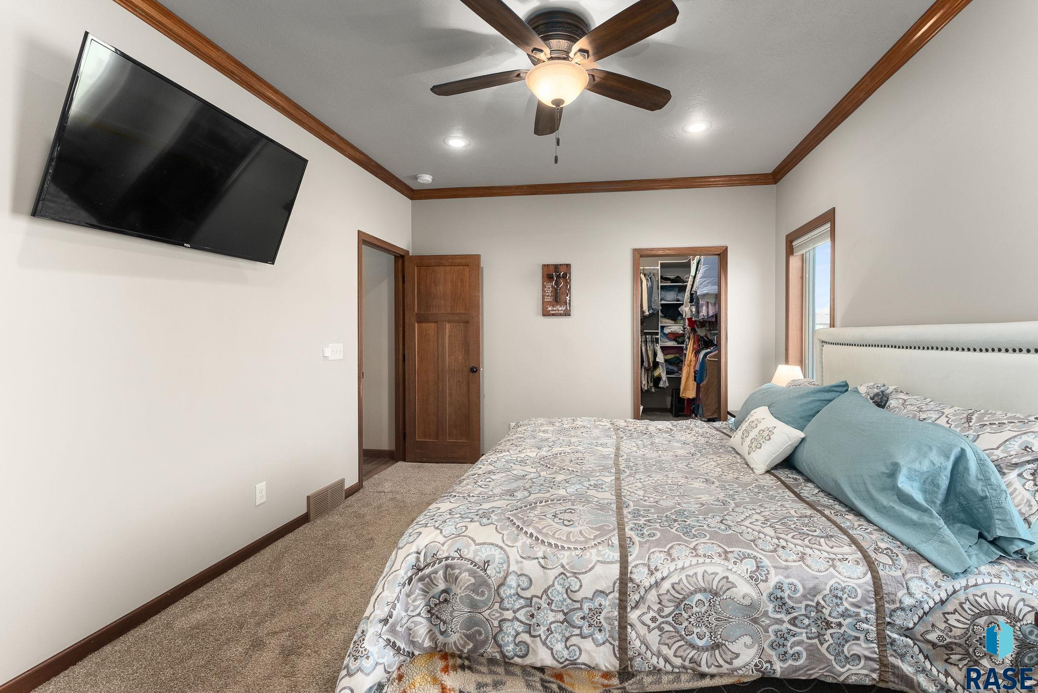 Sioux Falls, South Dakota 57108, United States, 5 Bedrooms Bedrooms, ,3 BathroomsBathrooms,Residential,Active,169311