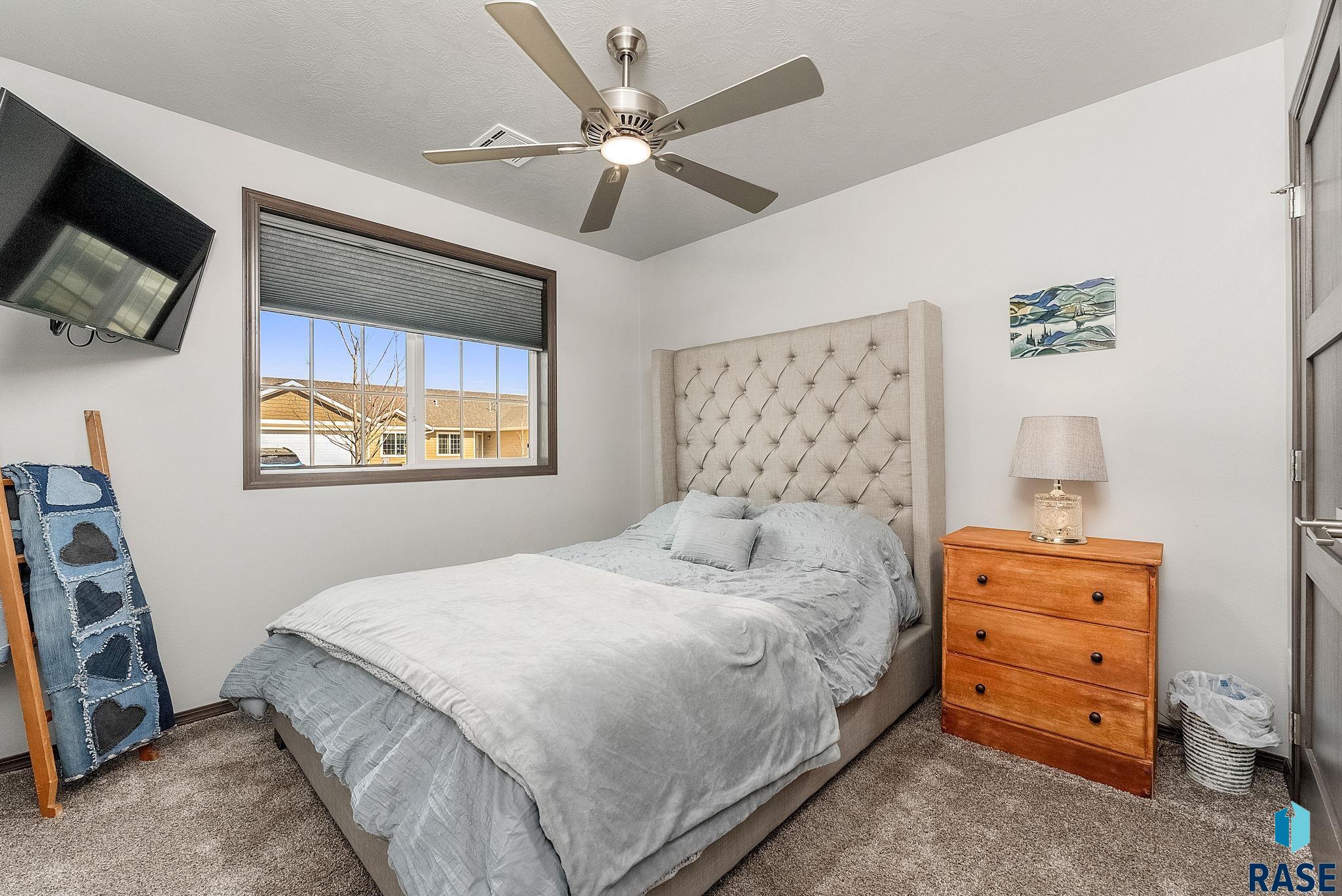 6405 W Maxwell Pl Place, Sioux Falls, South Dakota image 12