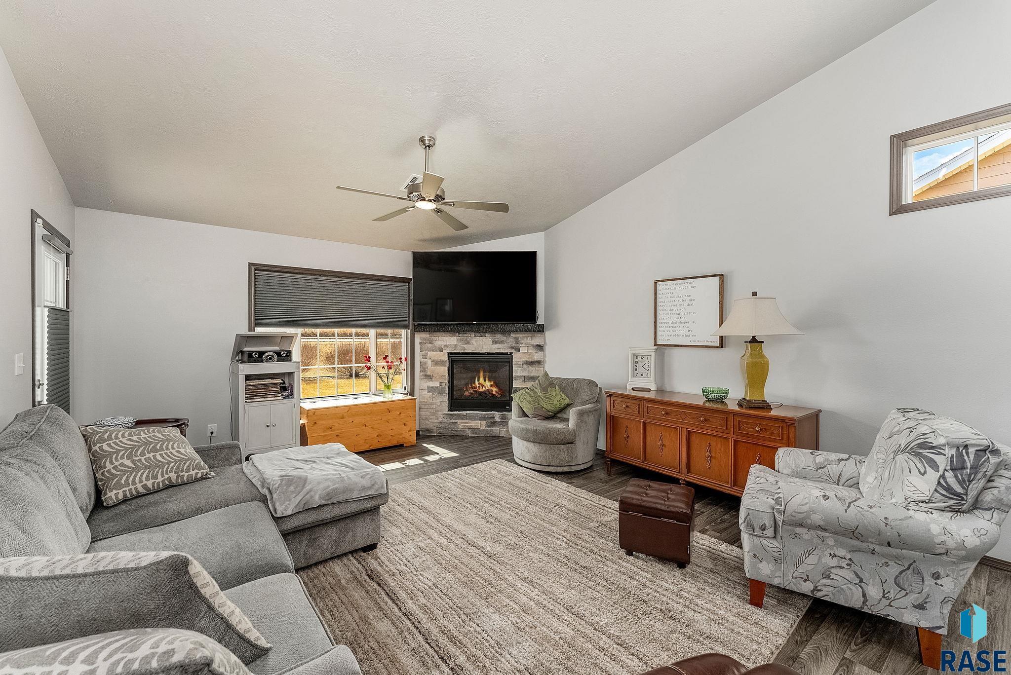 6405 W Maxwell Pl Place, Sioux Falls, South Dakota image 8