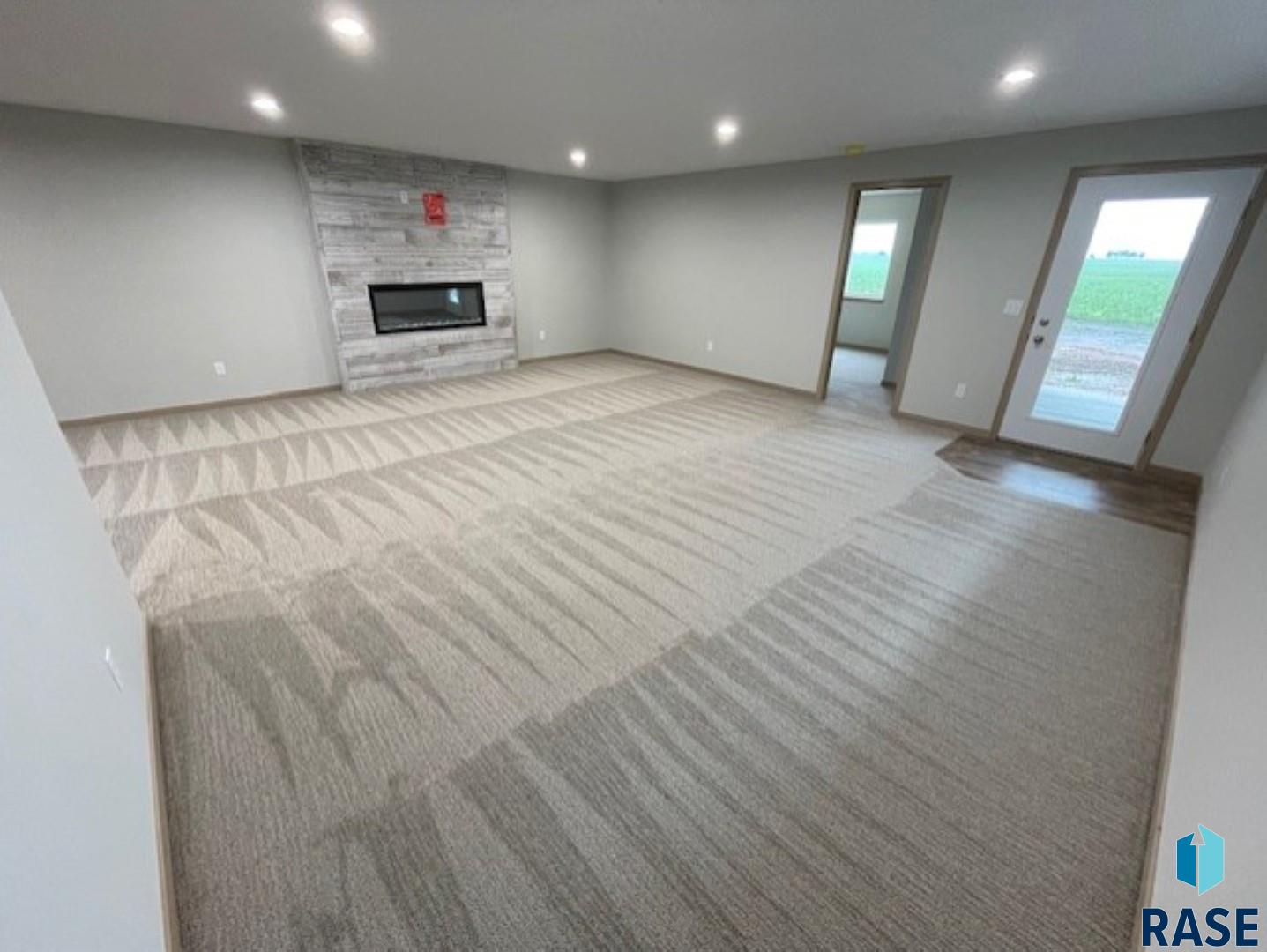 9651 W Tunis Dr Drive, Sioux Falls, South Dakota image 6