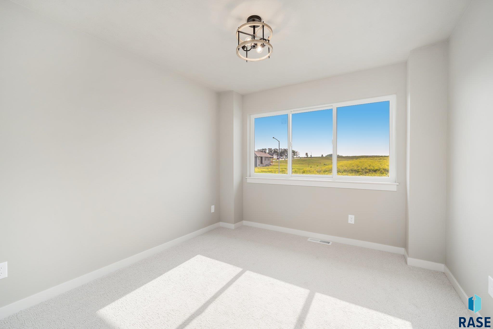 6013 N Seubert Ave Avenue, Sioux Falls, South Dakota image 16