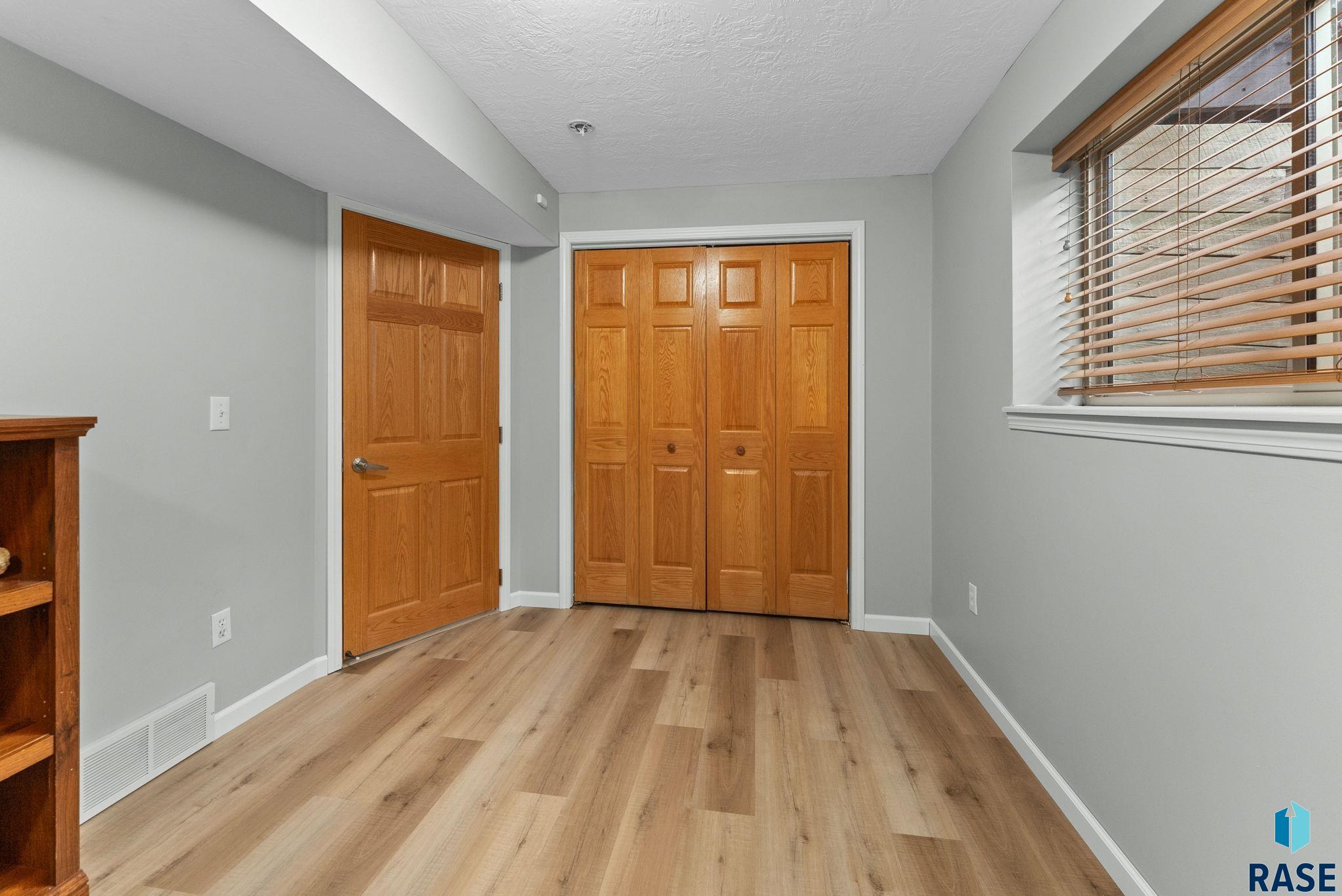 5304 E Lake Placid Cir Circle, Sioux Falls, South Dakota image 39