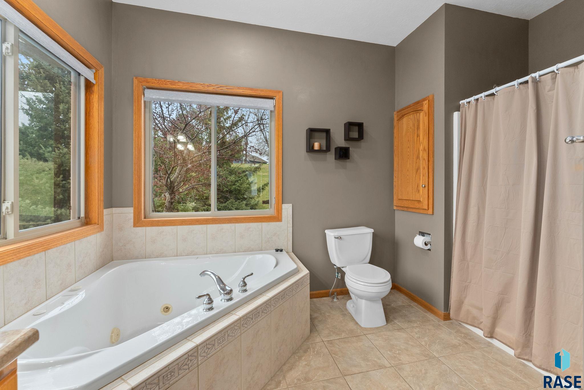 5304 E Lake Placid Cir Circle, Sioux Falls, South Dakota image 24