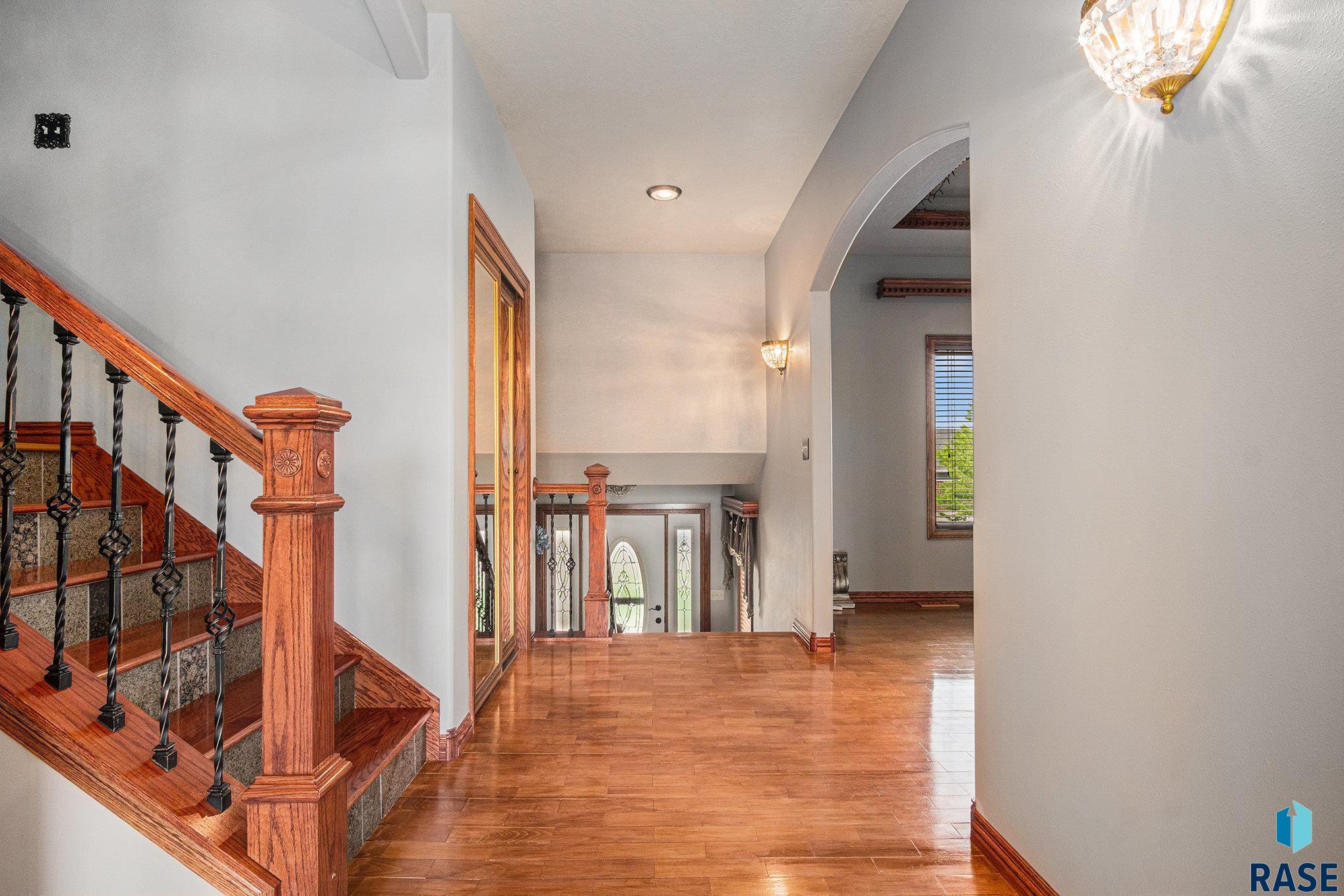 5616 S Kerry Ave Avenue, Sioux Falls, New Jersey image 5