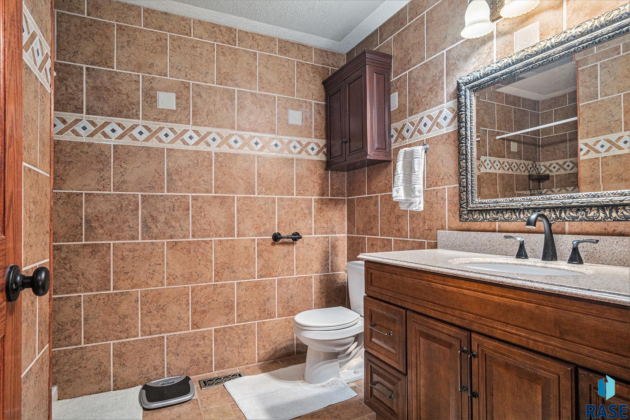 5616 S Kerry Ave Avenue, Sioux Falls, New Jersey image 21