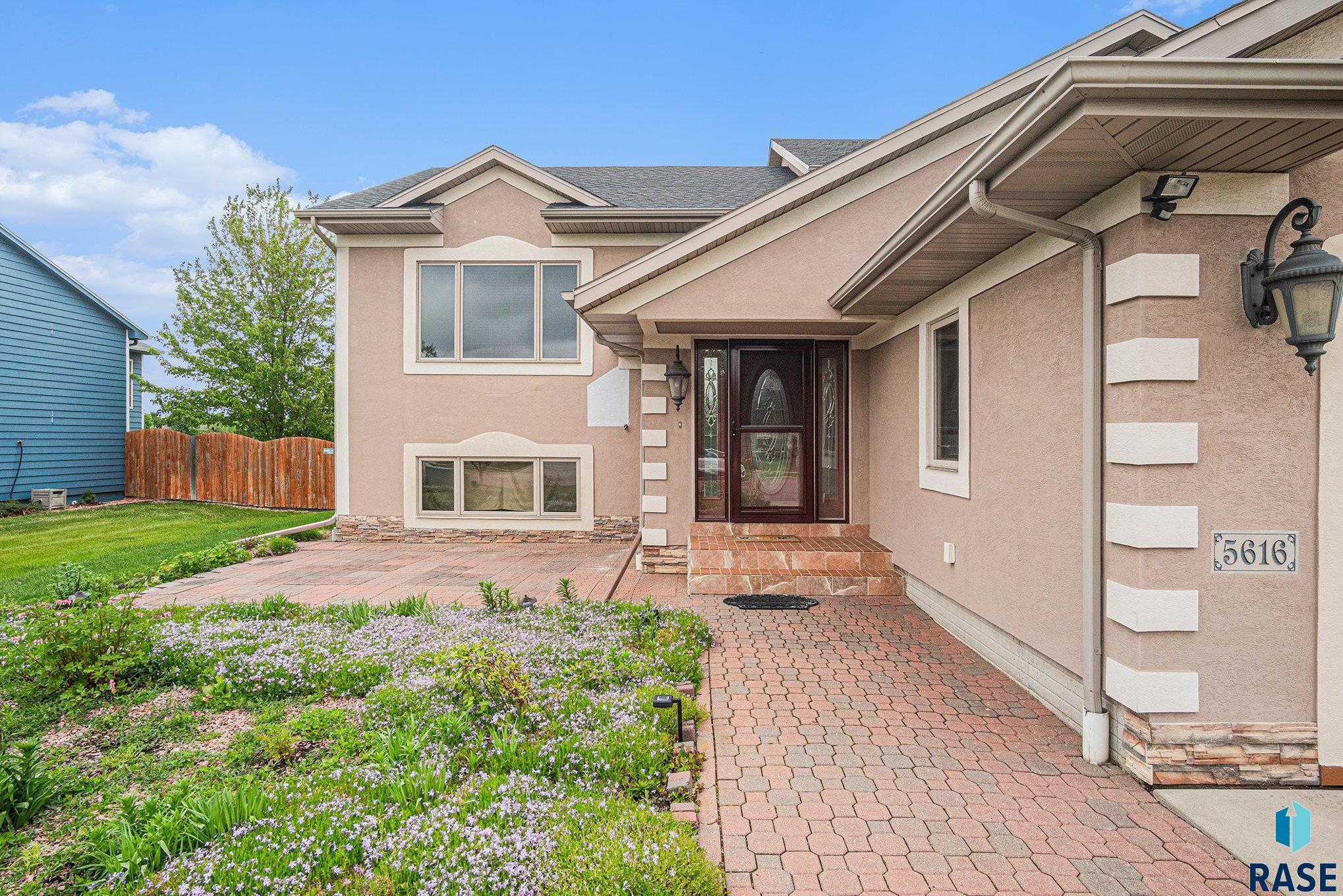 5616 S Kerry Ave Avenue, Sioux Falls, New Jersey image 3