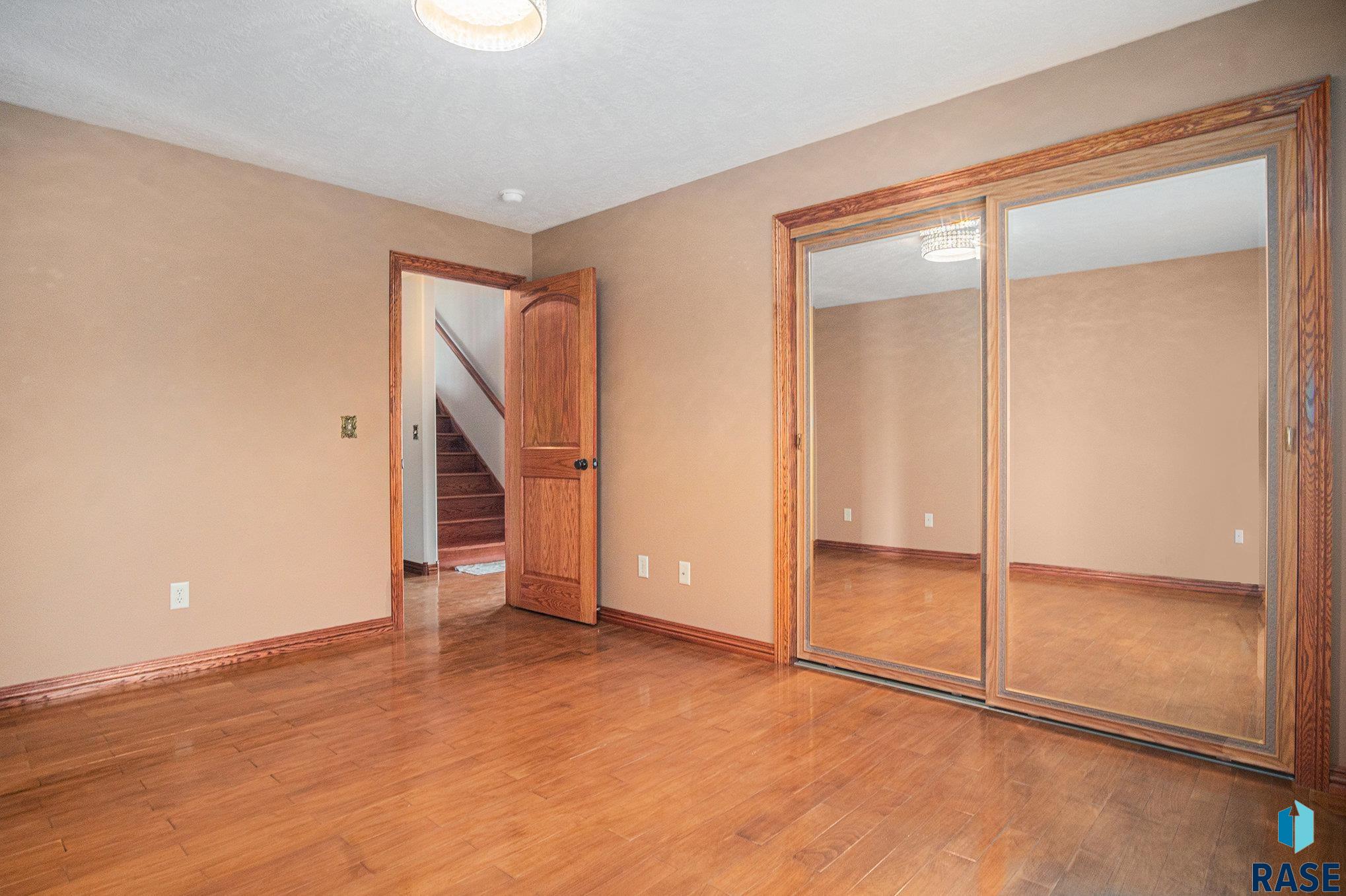 5616 S Kerry Ave Avenue, Sioux Falls, New Jersey image 24