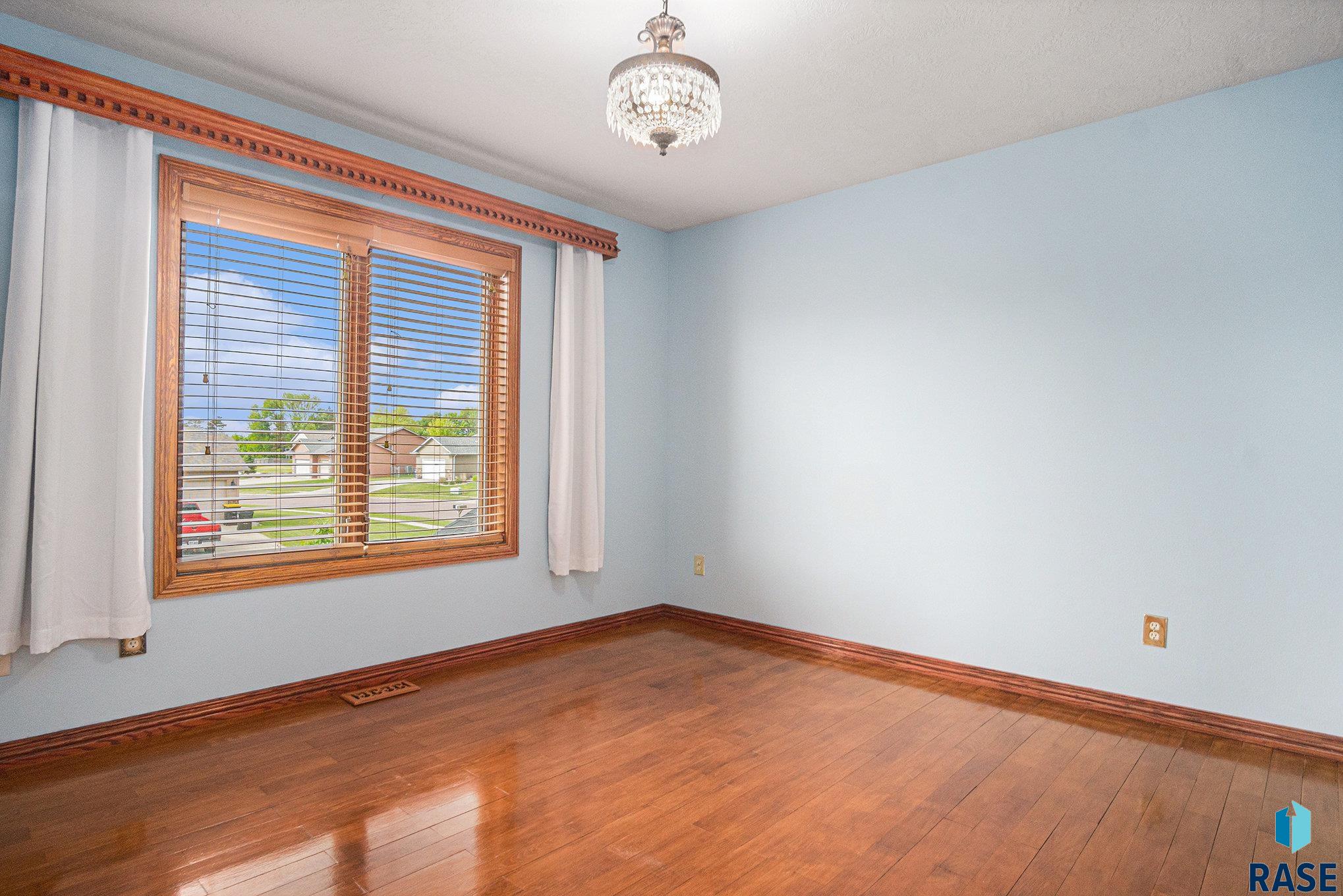5616 S Kerry Ave Avenue, Sioux Falls, New Jersey image 18