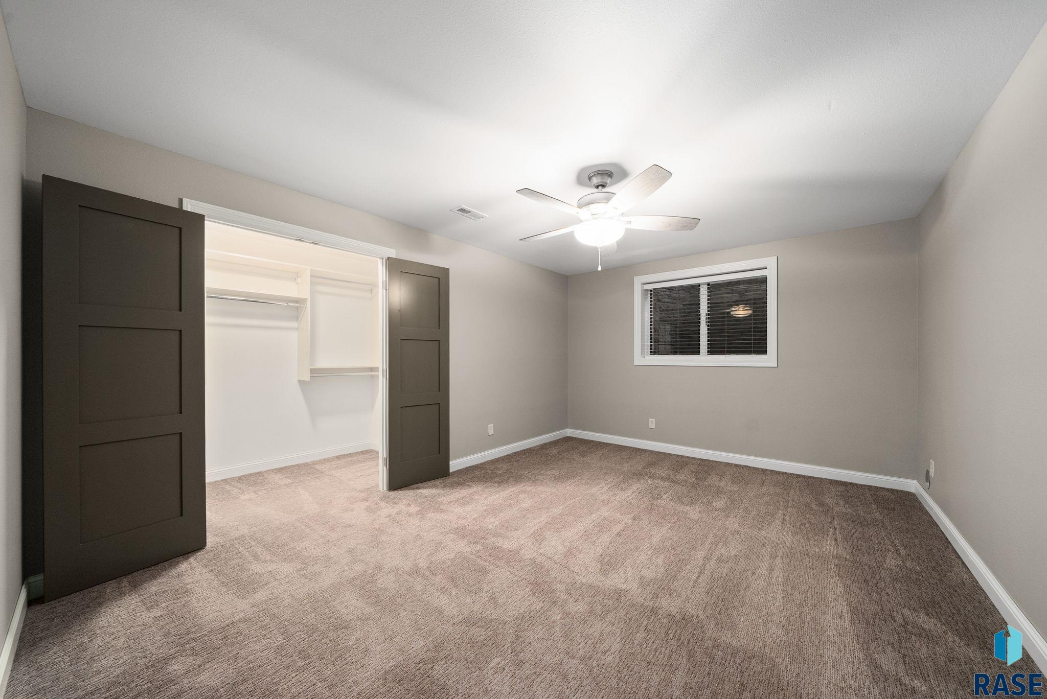 Corsica, South Dakota 57328, United States, 5 Bedrooms Bedrooms, ,3 BathroomsBathrooms,Residential,Active,226727