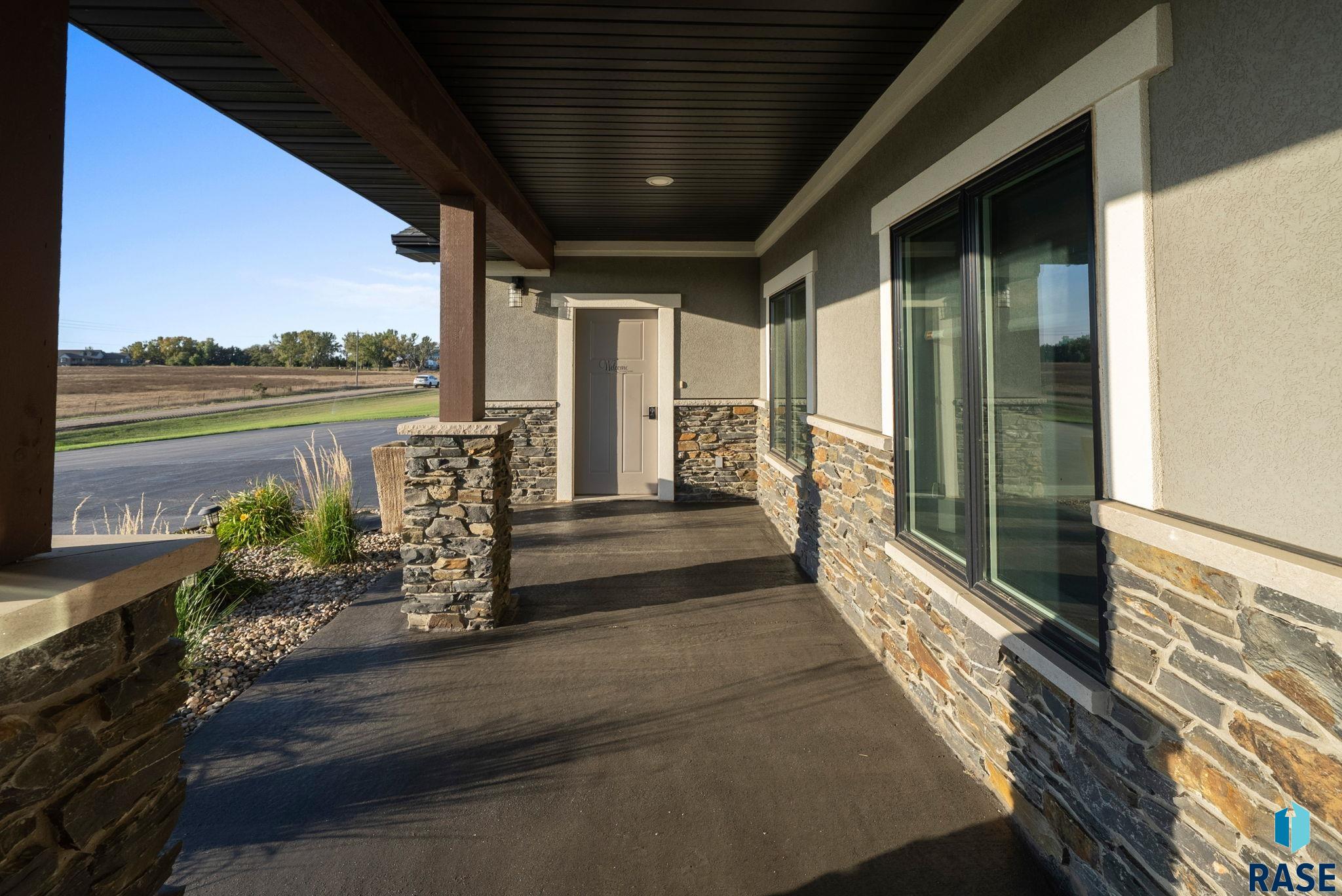 Corsica, South Dakota 57328, United States, 5 Bedrooms Bedrooms, ,3 BathroomsBathrooms,Residential,Active,226727