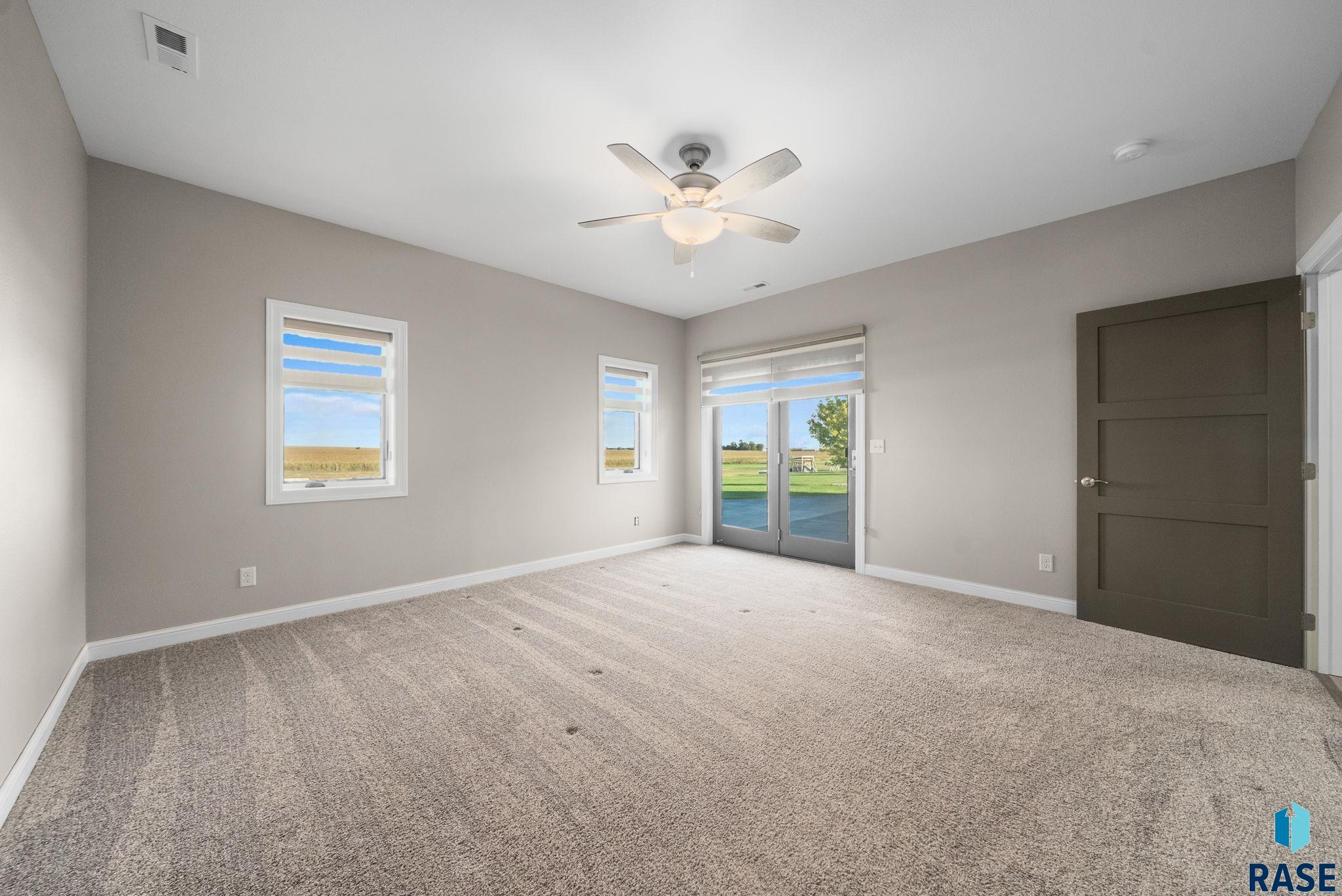 Corsica, South Dakota 57328, United States, 5 Bedrooms Bedrooms, ,3 BathroomsBathrooms,Residential,Active,226727