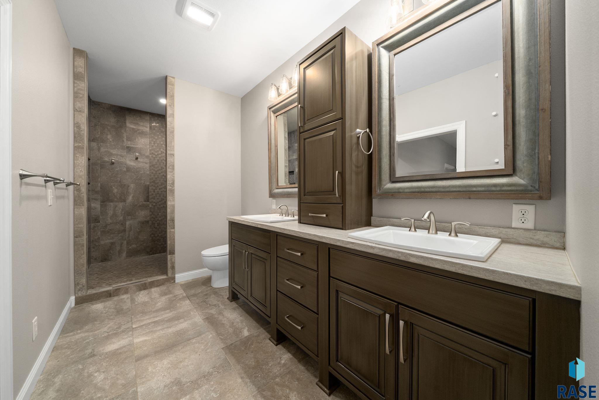 Corsica, South Dakota 57328, United States, 5 Bedrooms Bedrooms, ,3 BathroomsBathrooms,Residential,Active,226727