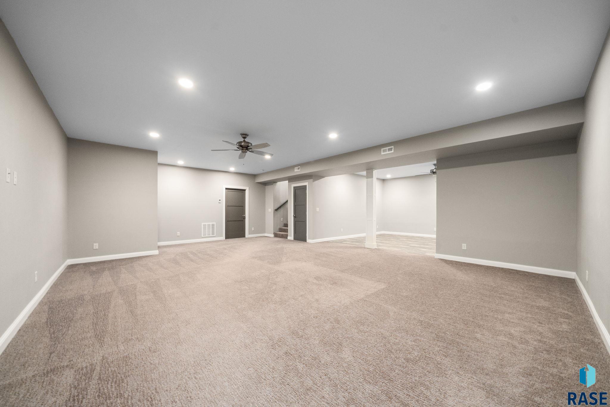 Corsica, South Dakota 57328, United States, 5 Bedrooms Bedrooms, ,3 BathroomsBathrooms,Residential,Active,226727