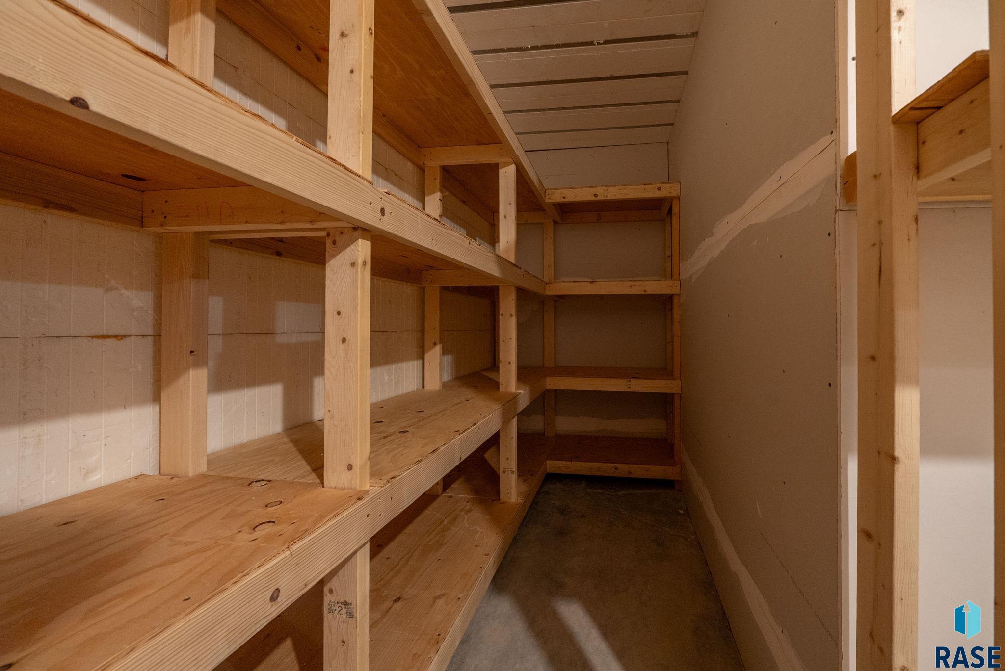 Corsica, South Dakota 57328, United States, 5 Bedrooms Bedrooms, ,3 BathroomsBathrooms,Residential,Active,226727