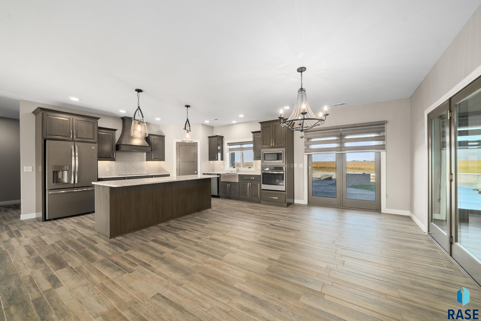 Corsica, South Dakota 57328, United States, 5 Bedrooms Bedrooms, ,3 BathroomsBathrooms,Residential,Active,226727