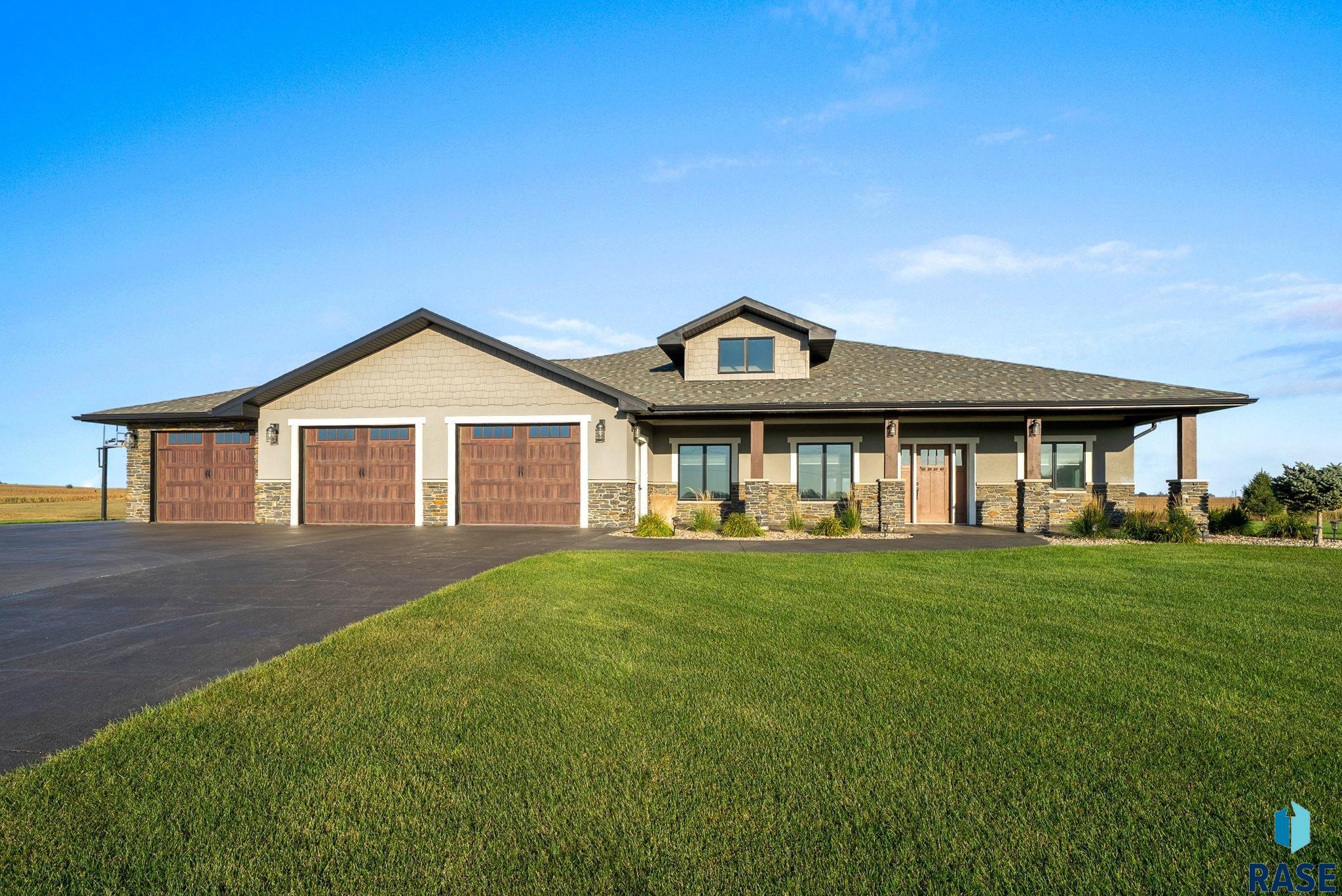 Corsica, South Dakota 57328, United States, 5 Bedrooms Bedrooms, ,3 BathroomsBathrooms,Residential,Active,226727