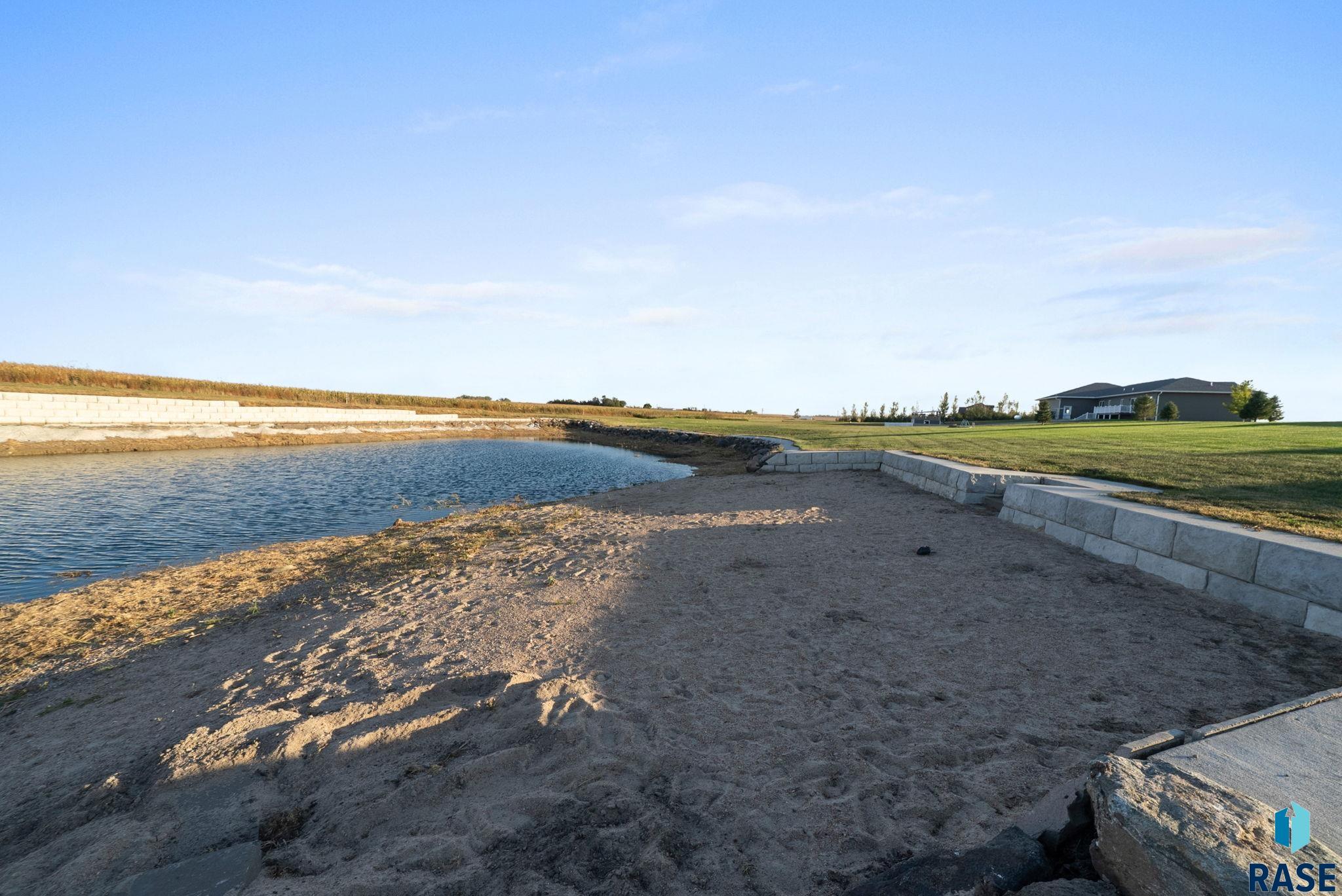 Corsica, South Dakota 57328, United States, 5 Bedrooms Bedrooms, ,3 BathroomsBathrooms,Residential,Active,226727