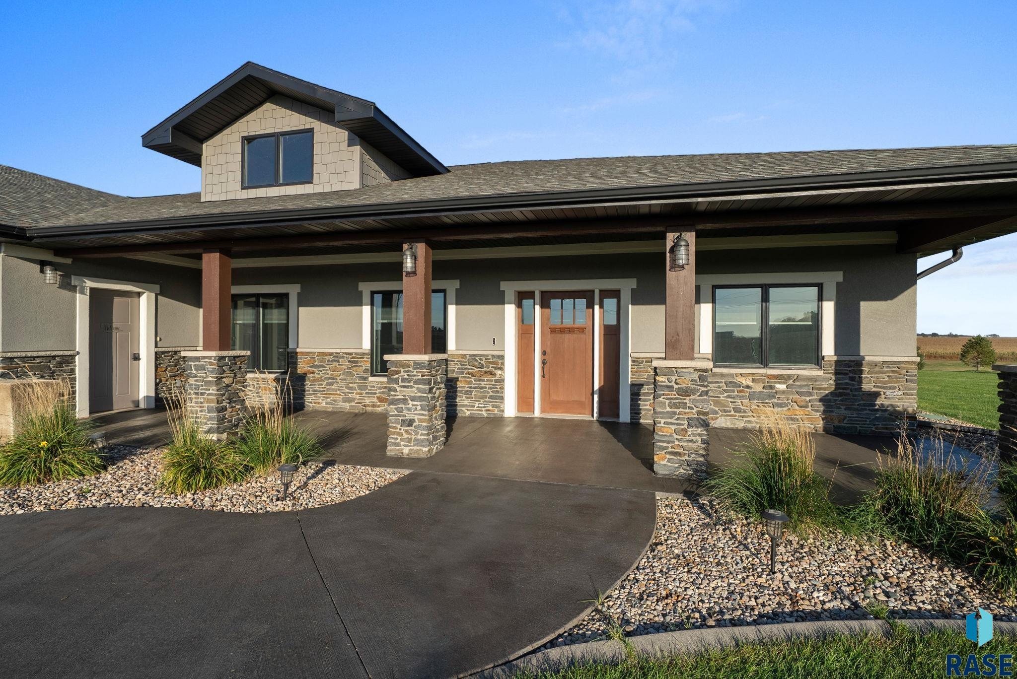 Corsica, South Dakota 57328, United States, 5 Bedrooms Bedrooms, ,3 BathroomsBathrooms,Residential,Active,226727