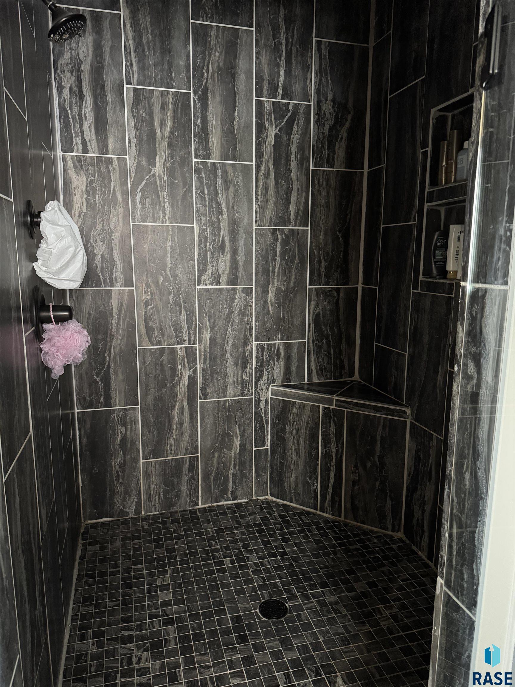 125 Caleb Ct Court, Parker, New Jersey image 15