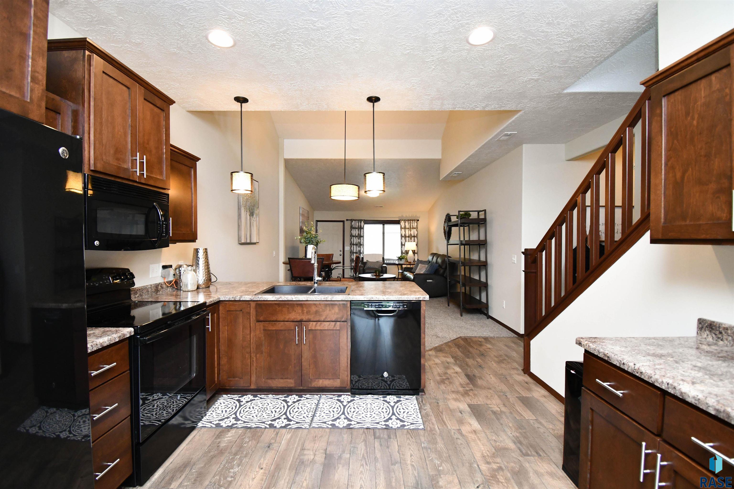 5411 S Ledgestone Pl Place, Sioux Falls, South Dakota image 7
