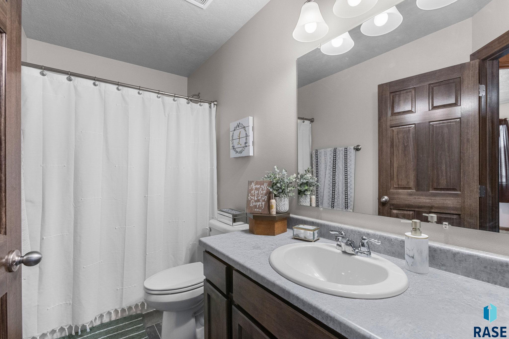 5900 S Bounty Pl Place, Sioux Falls, New Jersey image 11
