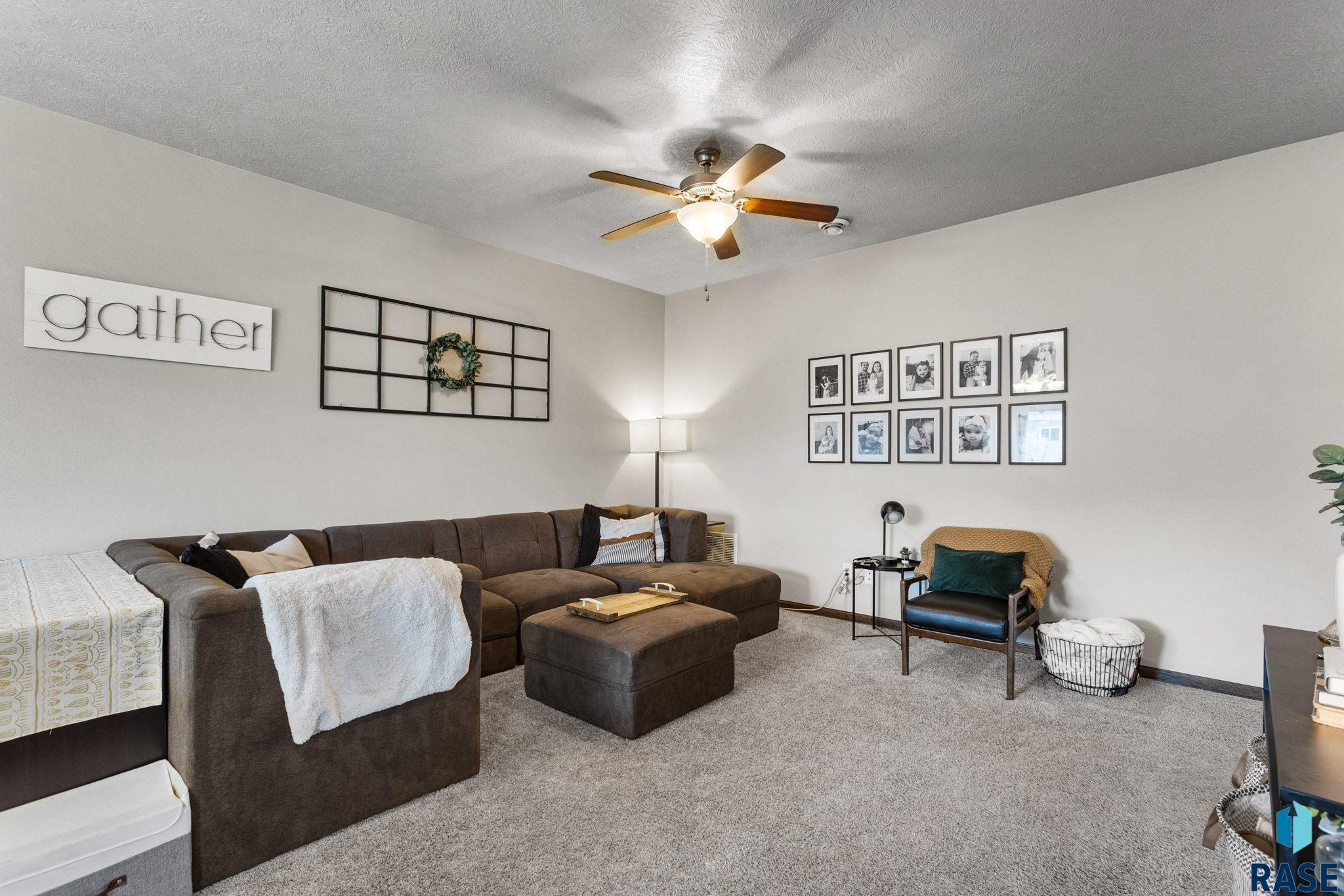 5900 S Bounty Pl Place, Sioux Falls, New Jersey image 25