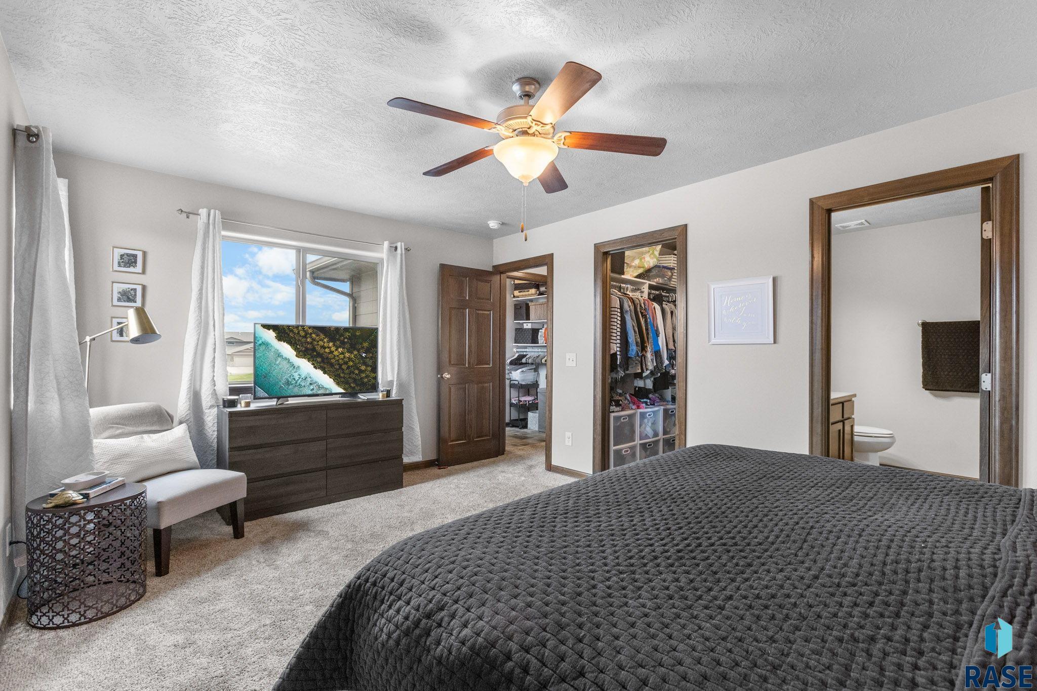 5900 S Bounty Pl Place, Sioux Falls, New Jersey image 4