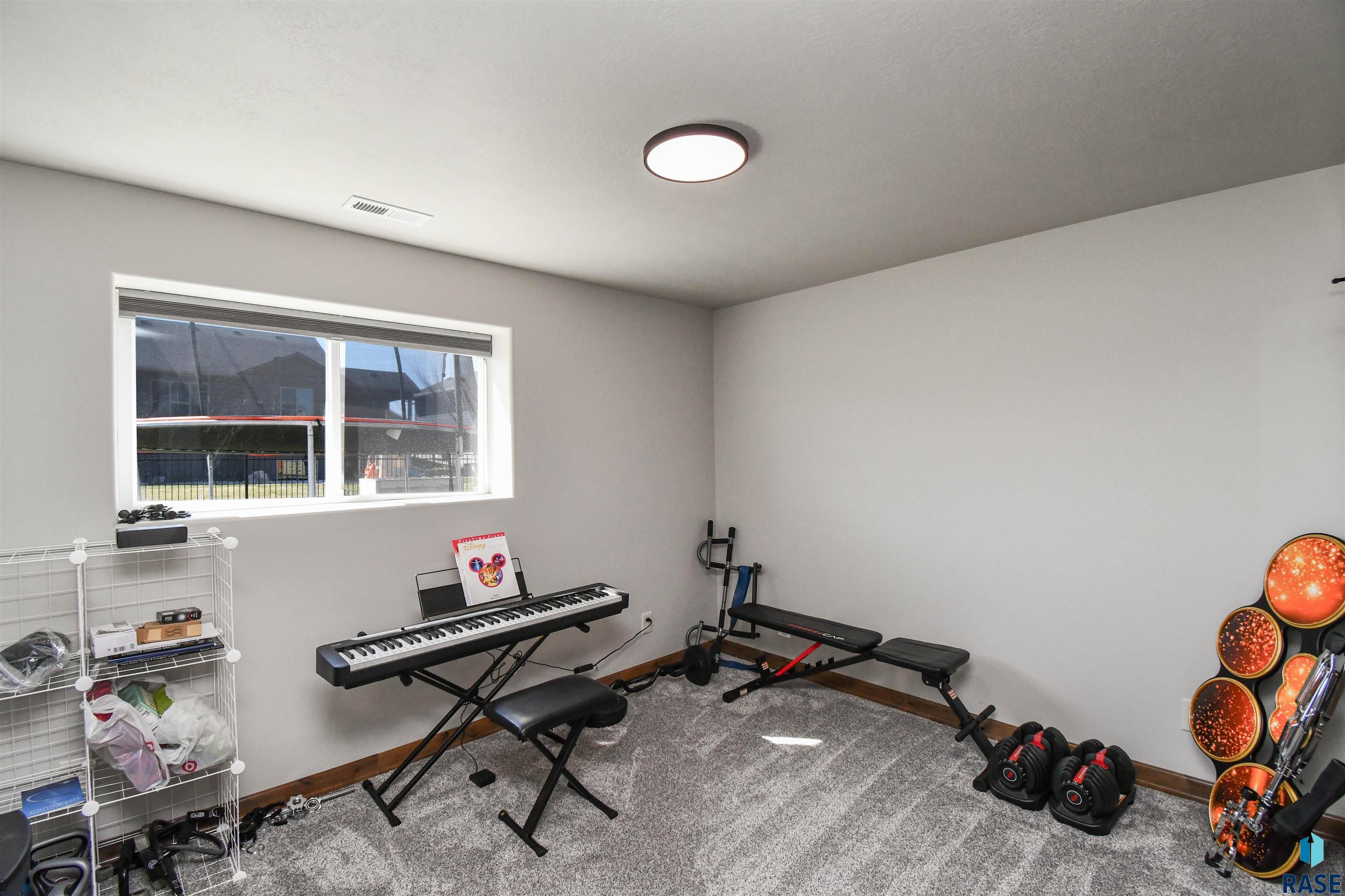 3917 S Catcher Ct Court, Sioux Falls, New Jersey image 14