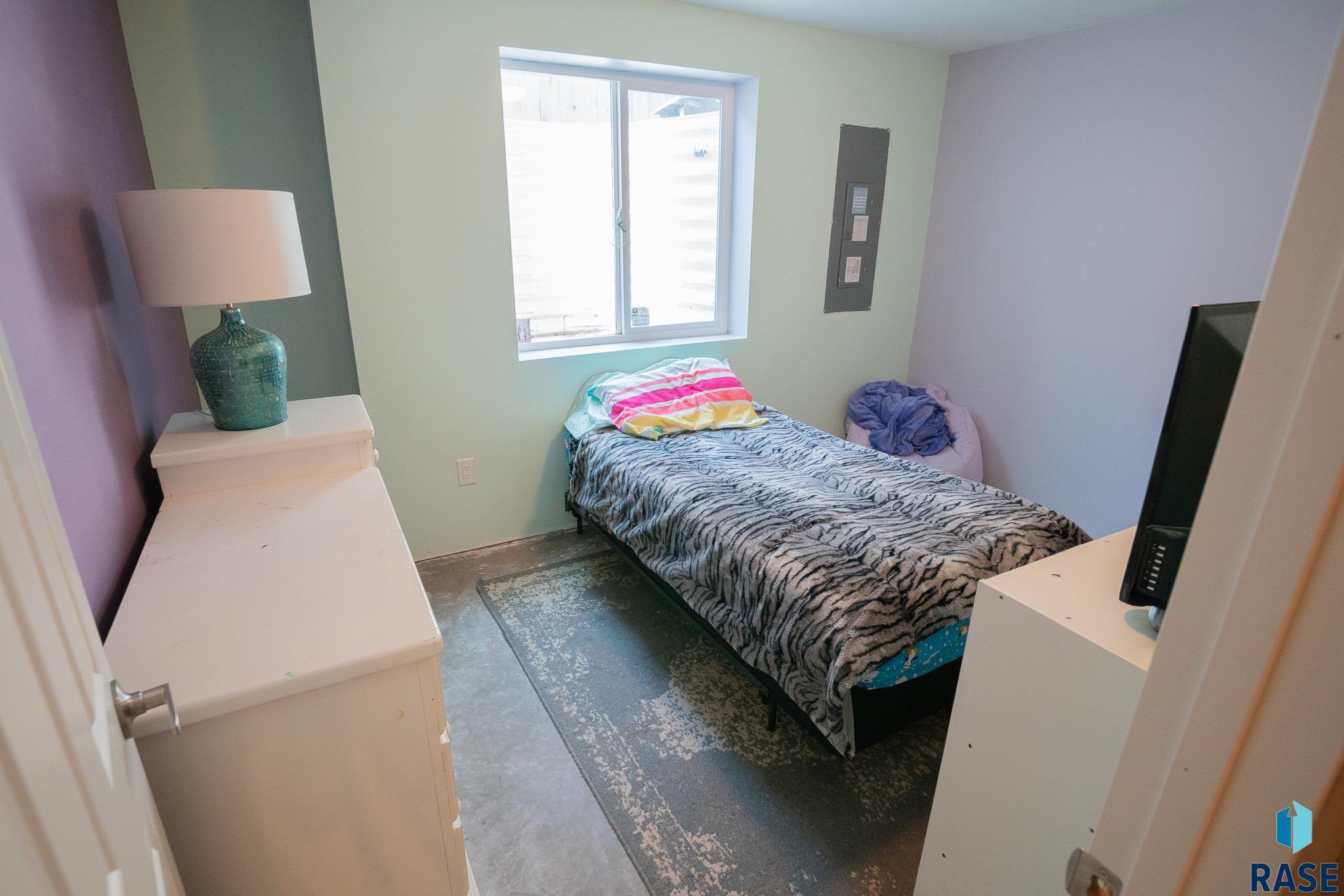 Sioux Falls, South Dakota 57107, United States, 4 Bedrooms Bedrooms, ,3 BathroomsBathrooms,Residential,Active,188714