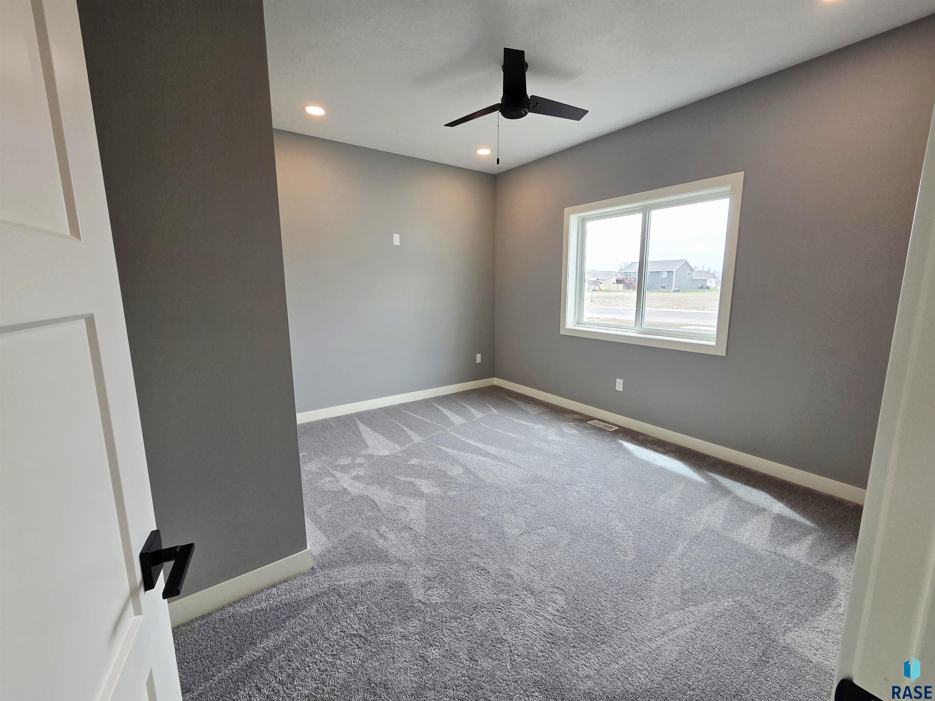 604 Wildwood Ave Avenue, Colman, South Dakota image 22
