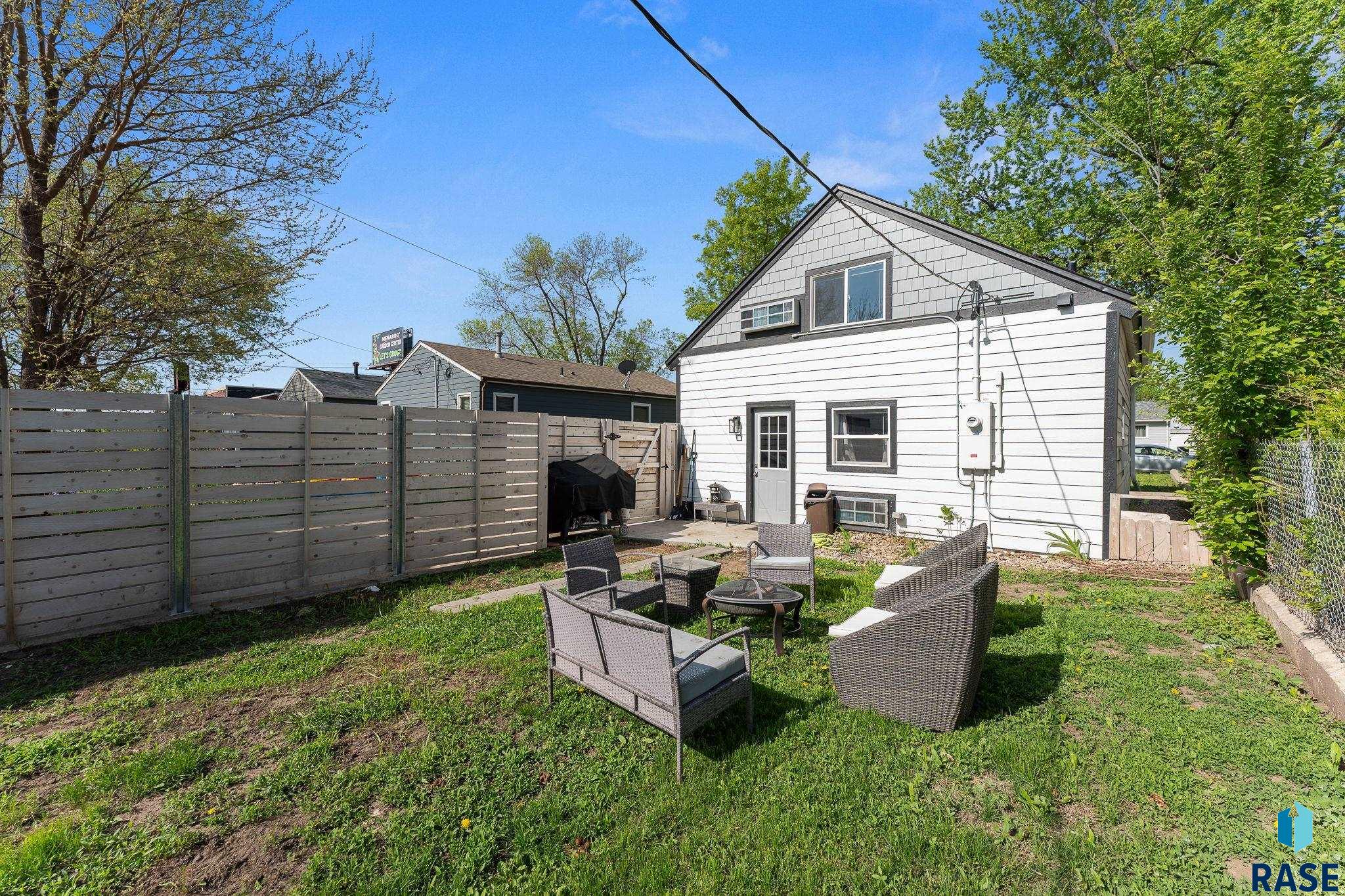 Sioux Falls, South Dakota 57105, United States, 2 Bedrooms Bedrooms, ,1 BathroomBathrooms,Residential,Active,127048