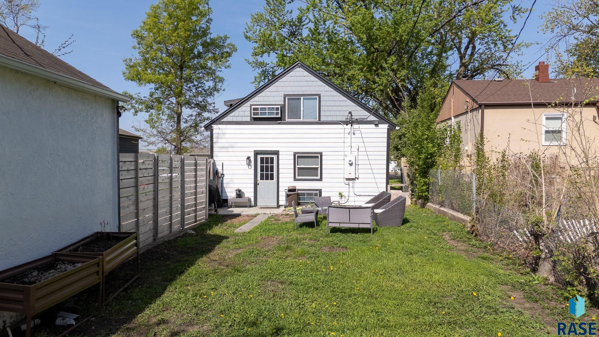 Sioux Falls, South Dakota 57105, United States, 2 Bedrooms Bedrooms, ,1 BathroomBathrooms,Residential,Active,127048