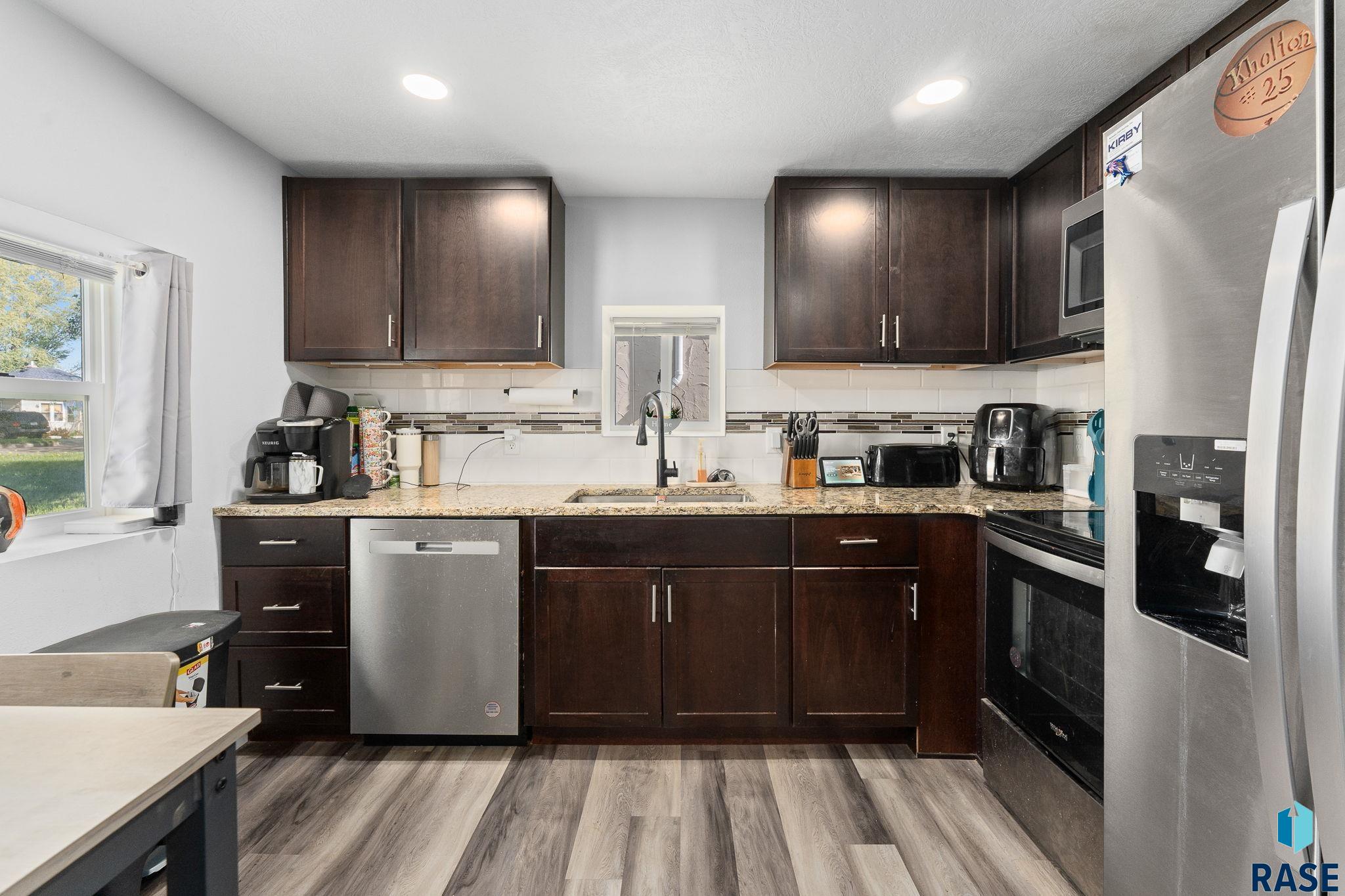 Sioux Falls, South Dakota 57105, United States, 2 Bedrooms Bedrooms, ,1 BathroomBathrooms,Residential,Active,127048