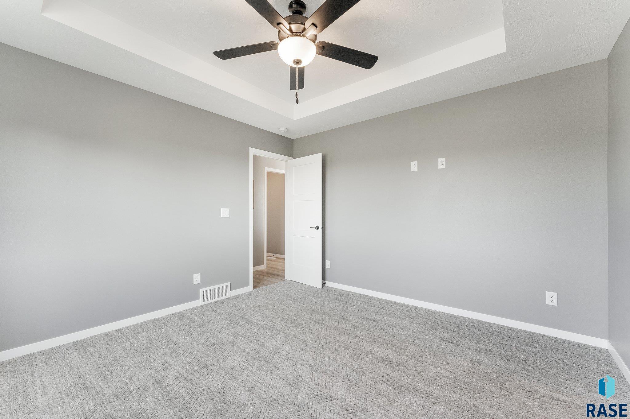 1801 N Concord Dr Drive #109, Sioux Falls, New Jersey image 3